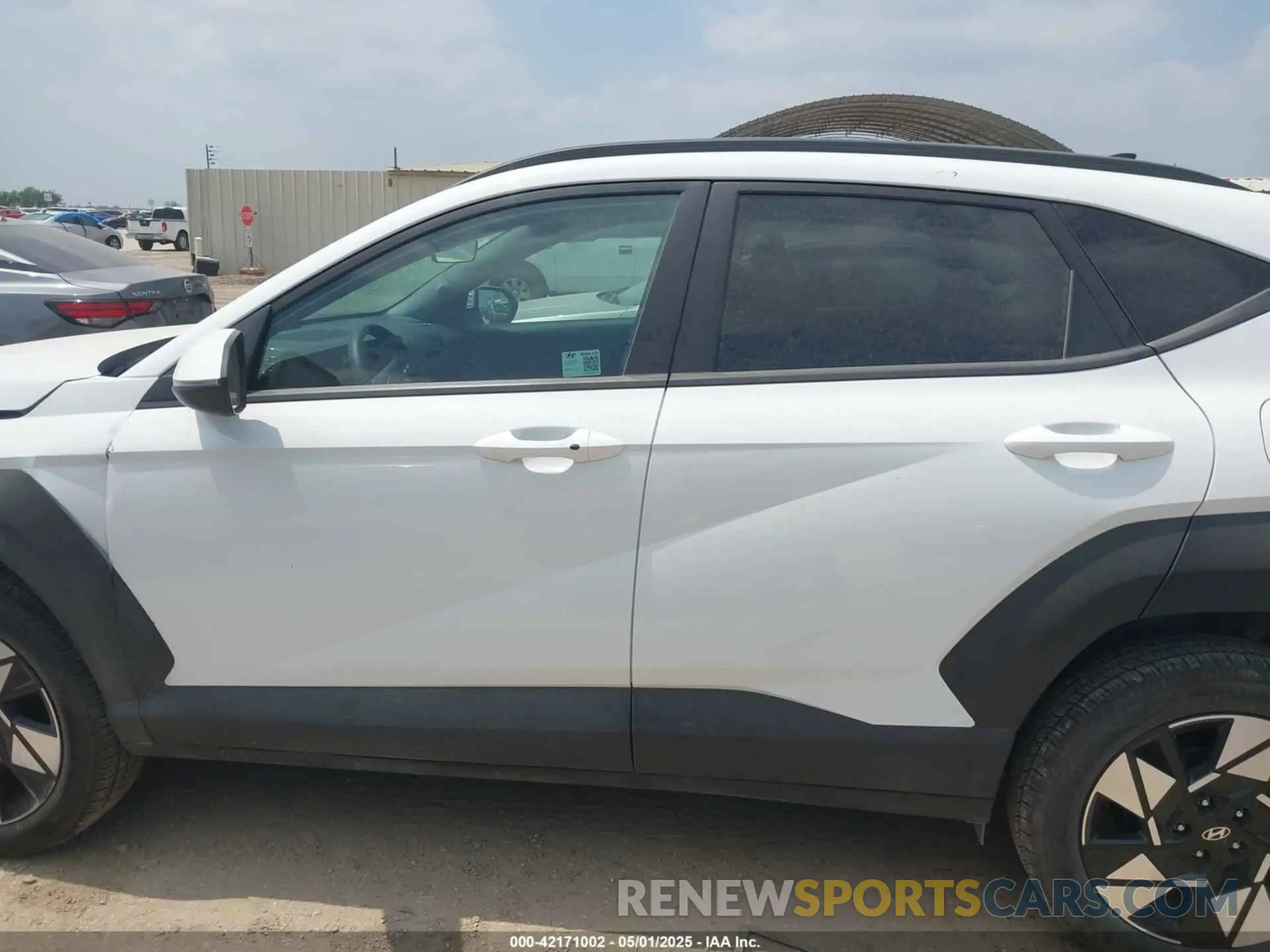 14 Photograph of a damaged car KM8HBCAB6SU204372 HYUNDAI KONA 2025