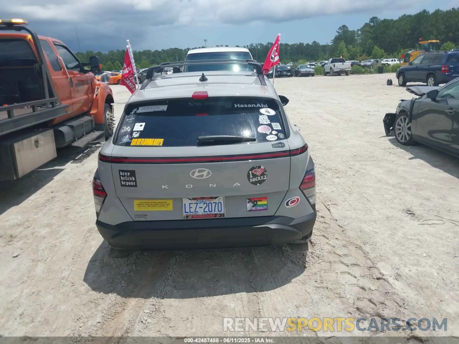 15 Photograph of a damaged car KM8HC3AB2SU222266 HYUNDAI KONA 2025