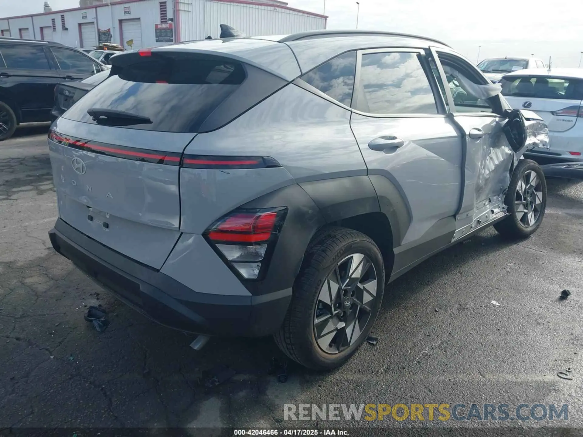 4 Photograph of a damaged car KM8HC3AB7SU228435 HYUNDAI KONA 2025
