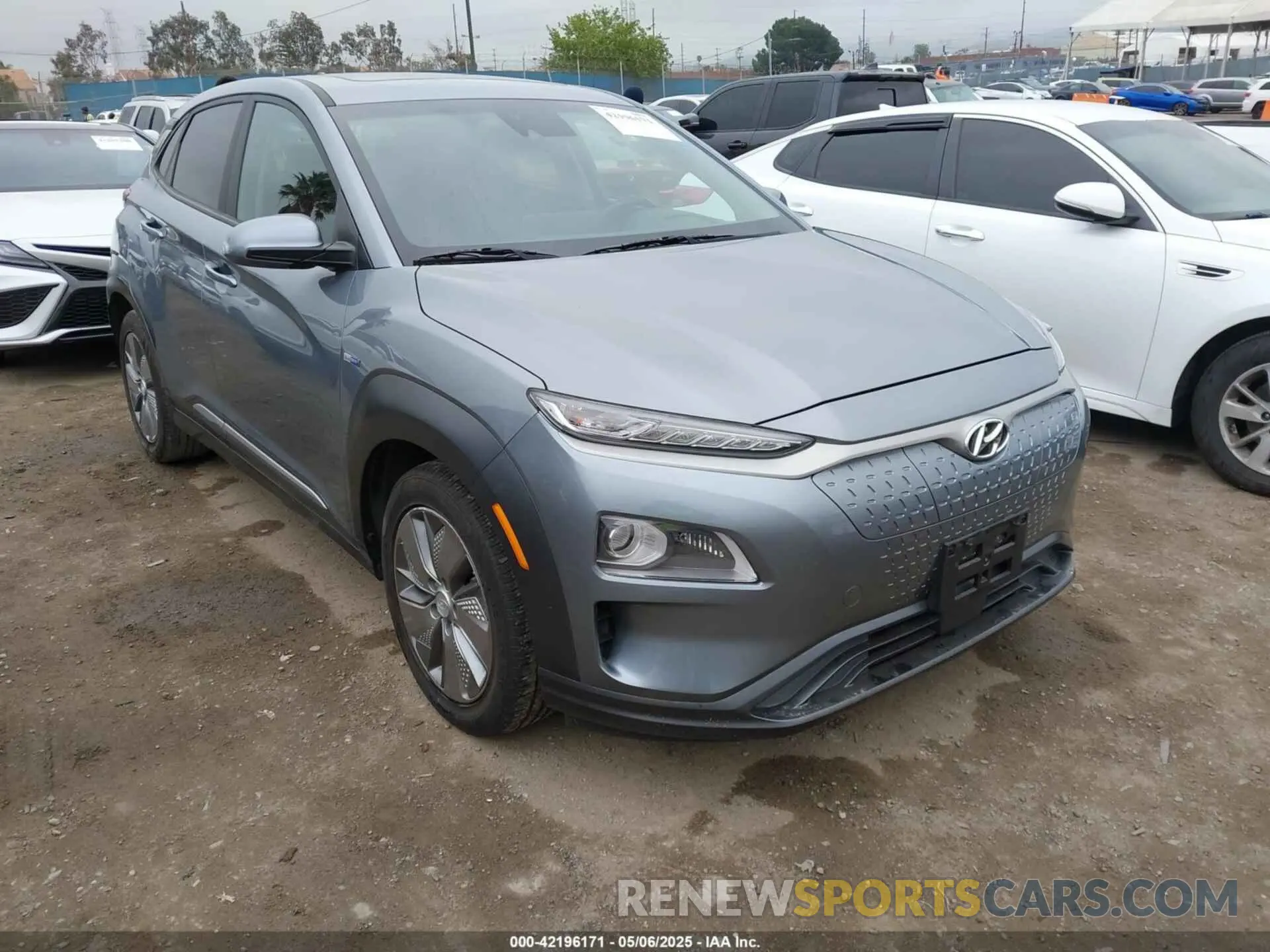1 Photograph of a damaged car KM8K53AG8LU063413 HYUNDAI KONA ELECTRIC 2020