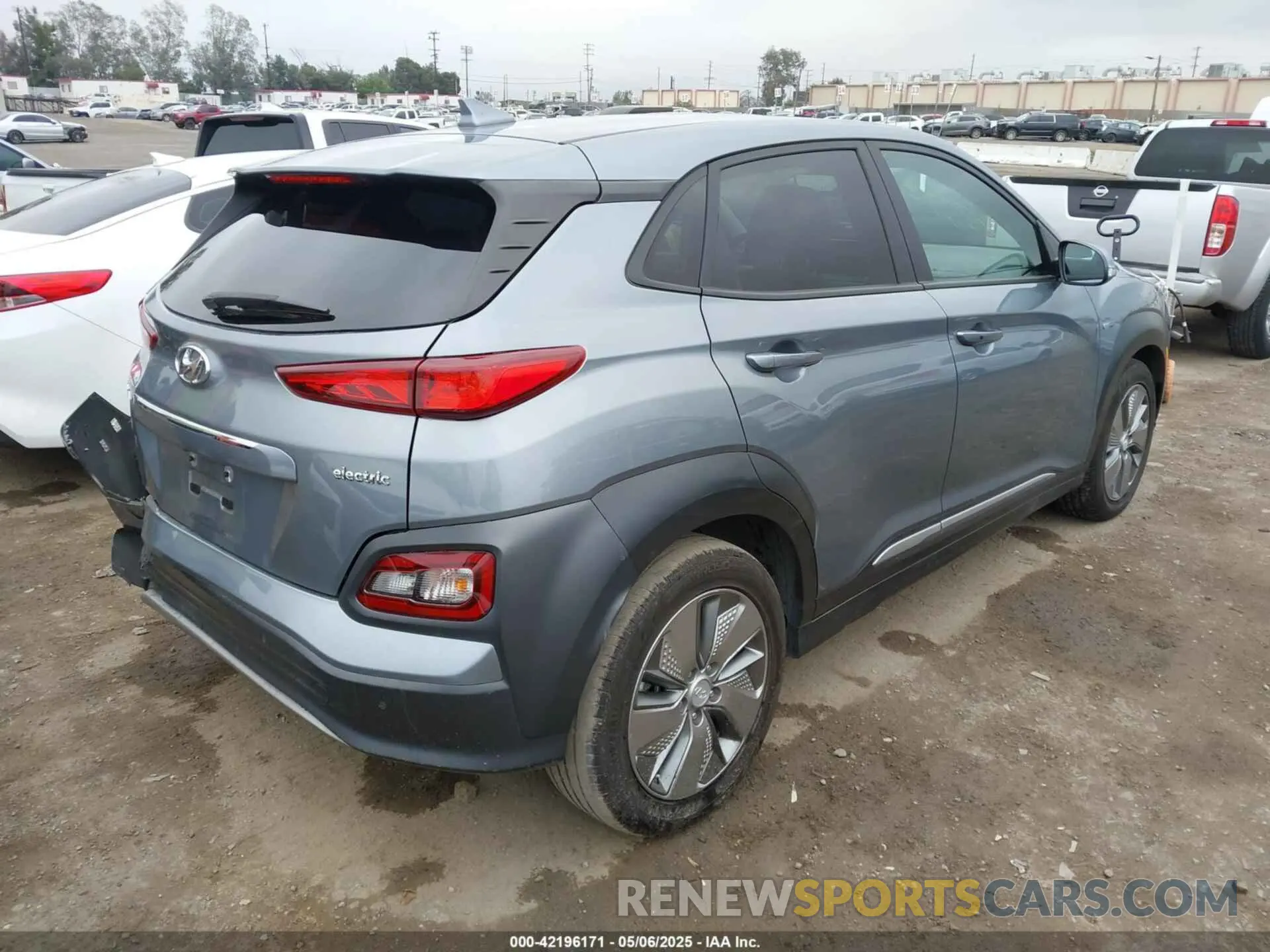 4 Photograph of a damaged car KM8K53AG8LU063413 HYUNDAI KONA ELECTRIC 2020
