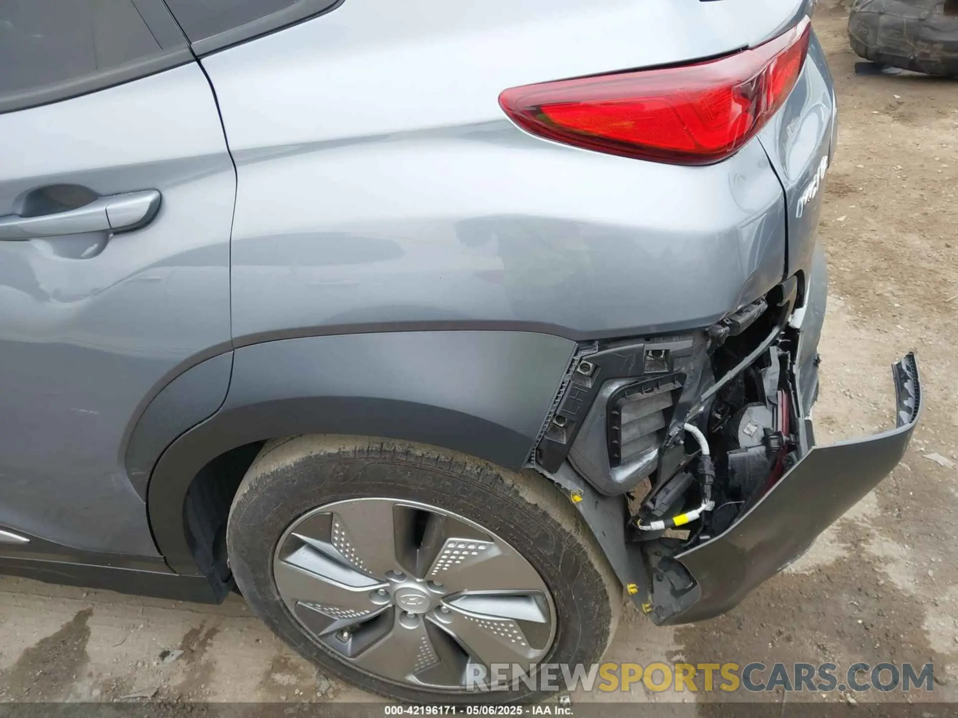 6 Photograph of a damaged car KM8K53AG8LU063413 HYUNDAI KONA ELECTRIC 2020