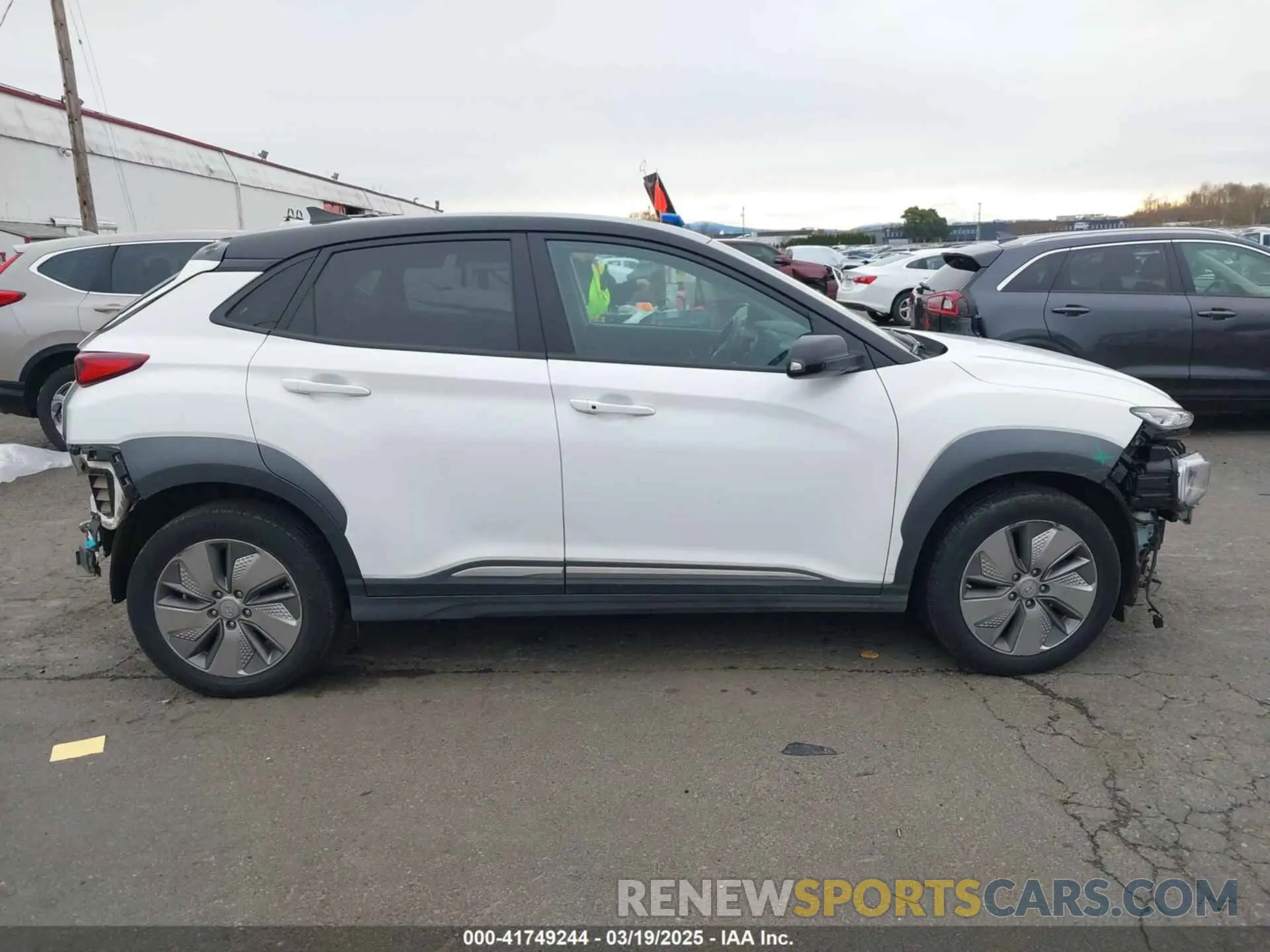 14 Photograph of a damaged car KM8K23AG4MU127554 HYUNDAI KONA ELECTRIC 2021
