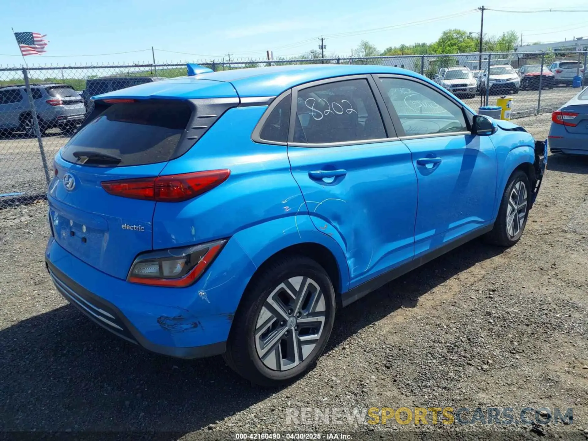 4 Фотография поврежденного автомобиля KM8K33AGXNU150593 HYUNDAI KONA ELECTRIC 2022