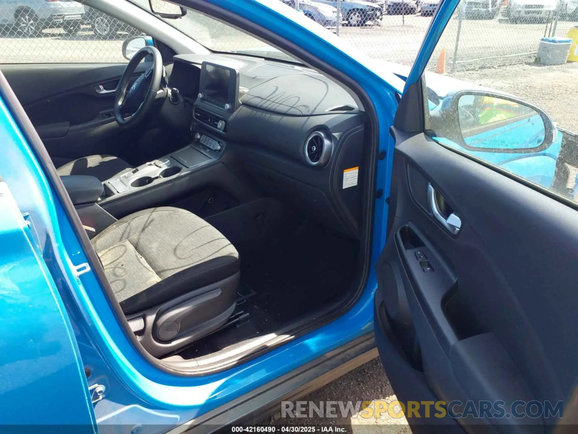 5 Фотография поврежденного автомобиля KM8K33AGXNU150593 HYUNDAI KONA ELECTRIC 2022