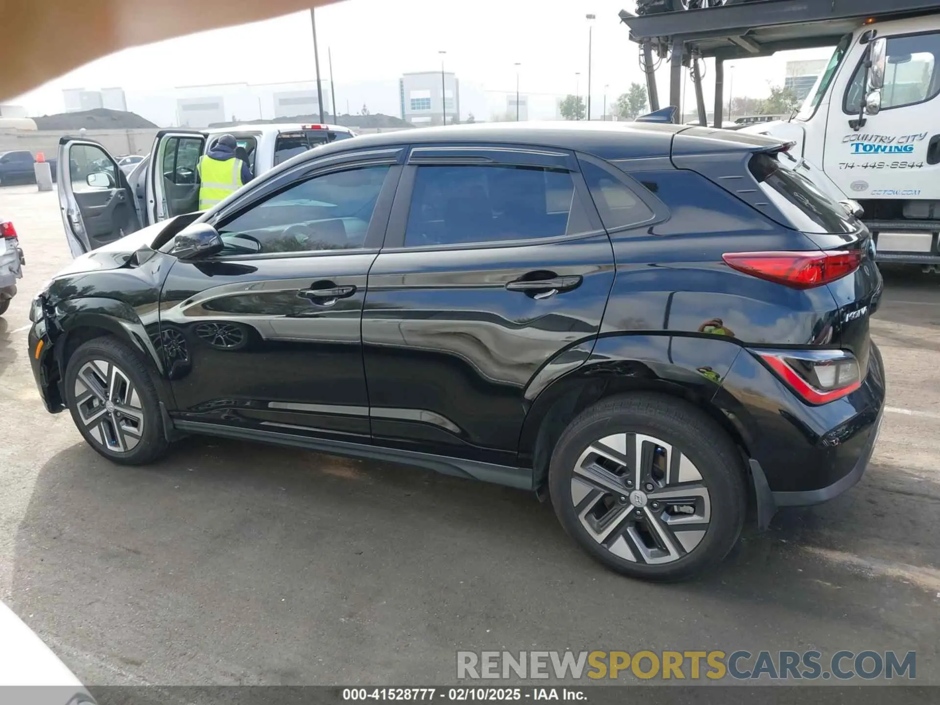 15 Photograph of a damaged car KM8K23AG1PU171452 HYUNDAI KONA ELECTRIC 2023
