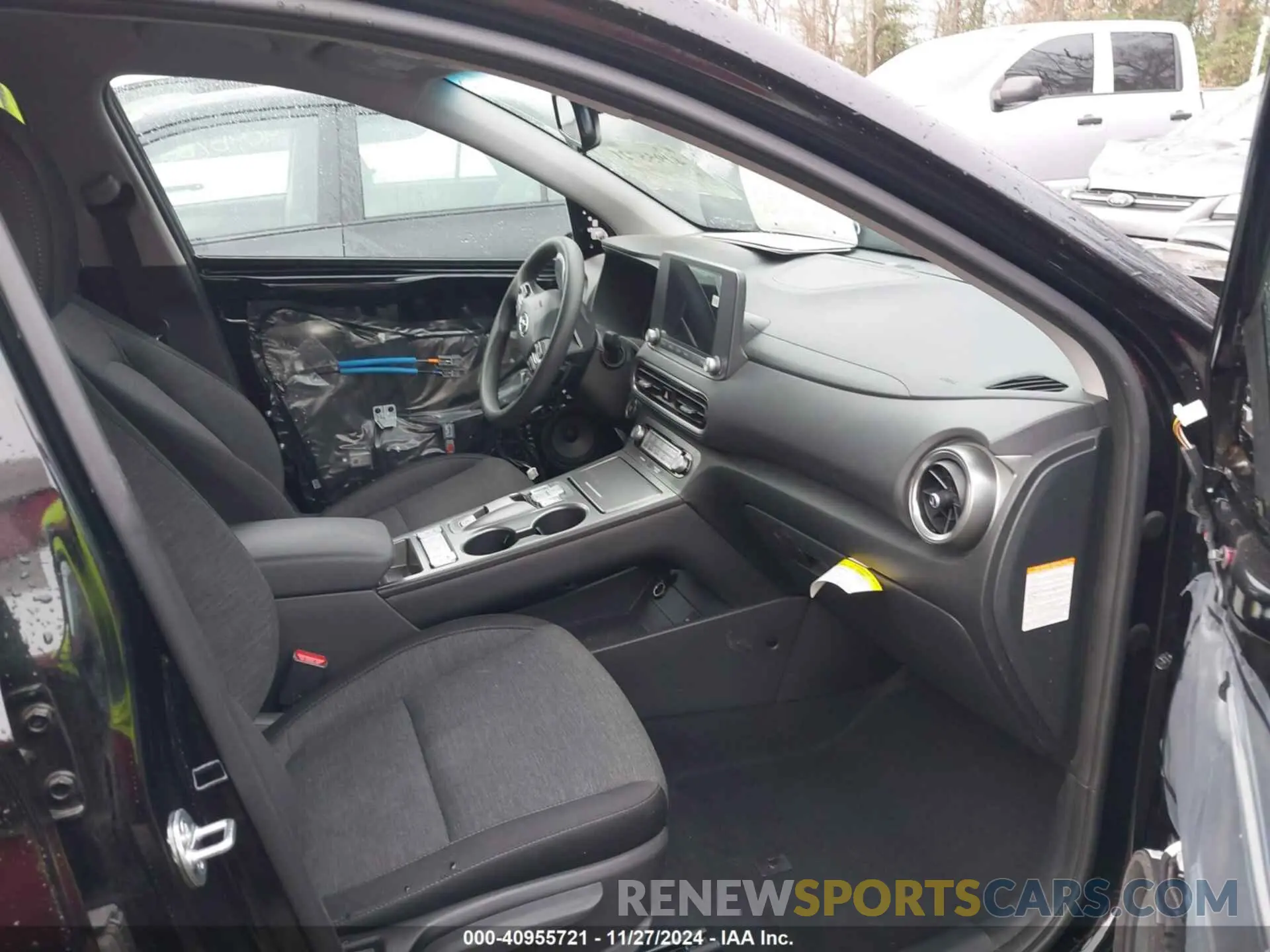 5 Photograph of a damaged car KM8K23AGXPU190971 HYUNDAI KONA ELECTRIC 2023