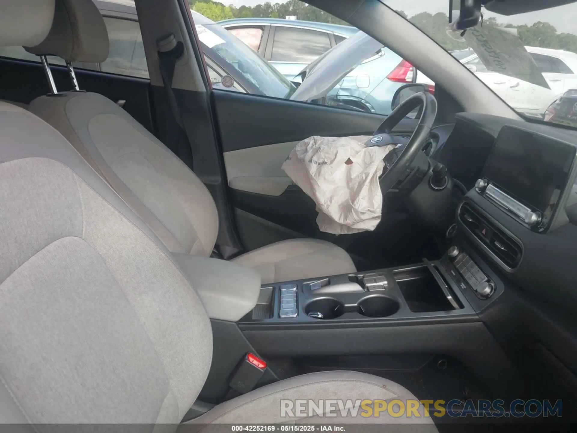 5 Photograph of a damaged car KM8K33AG6PU191550 HYUNDAI KONA ELECTRIC 2023
