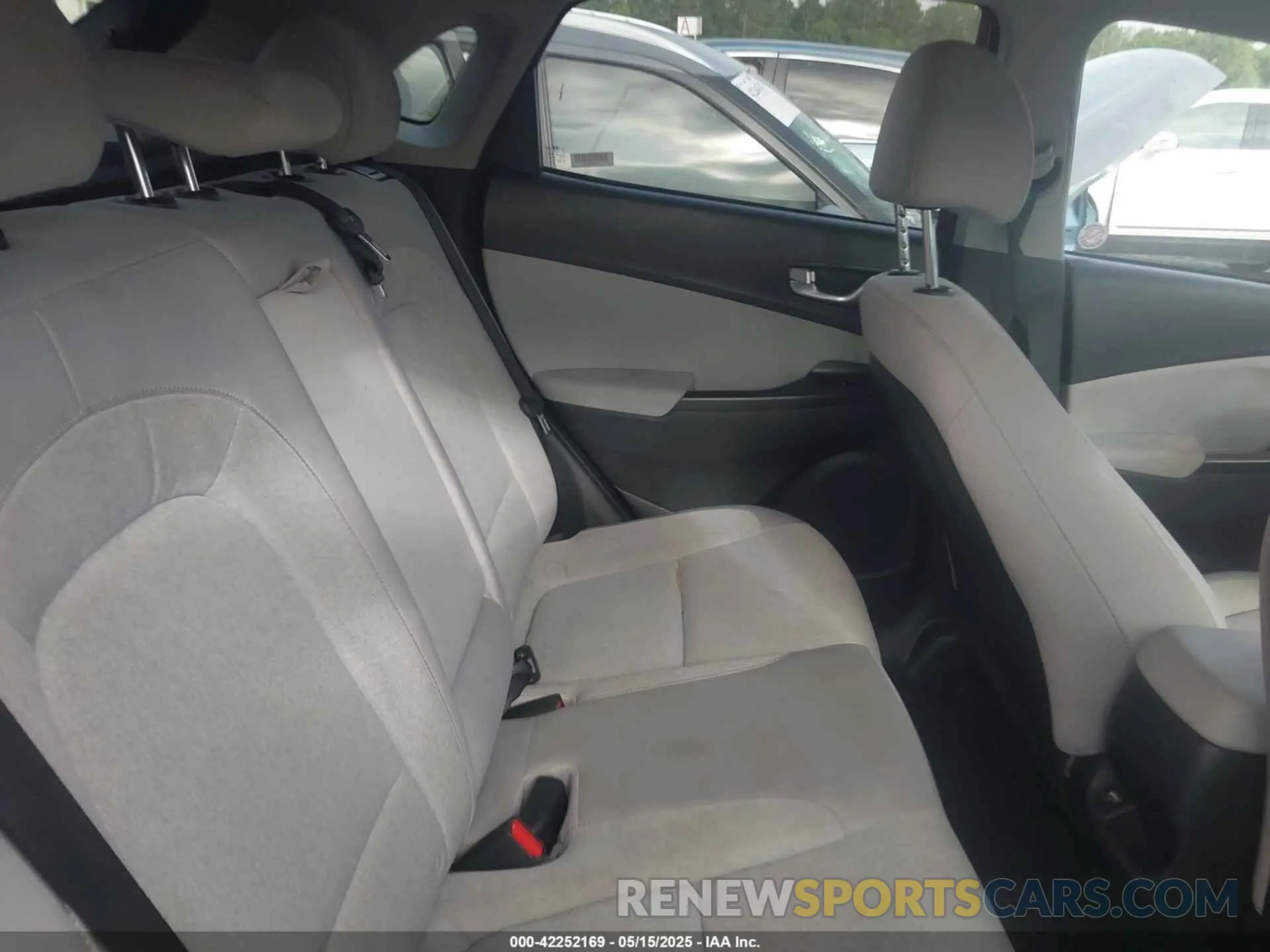 8 Photograph of a damaged car KM8K33AG6PU191550 HYUNDAI KONA ELECTRIC 2023