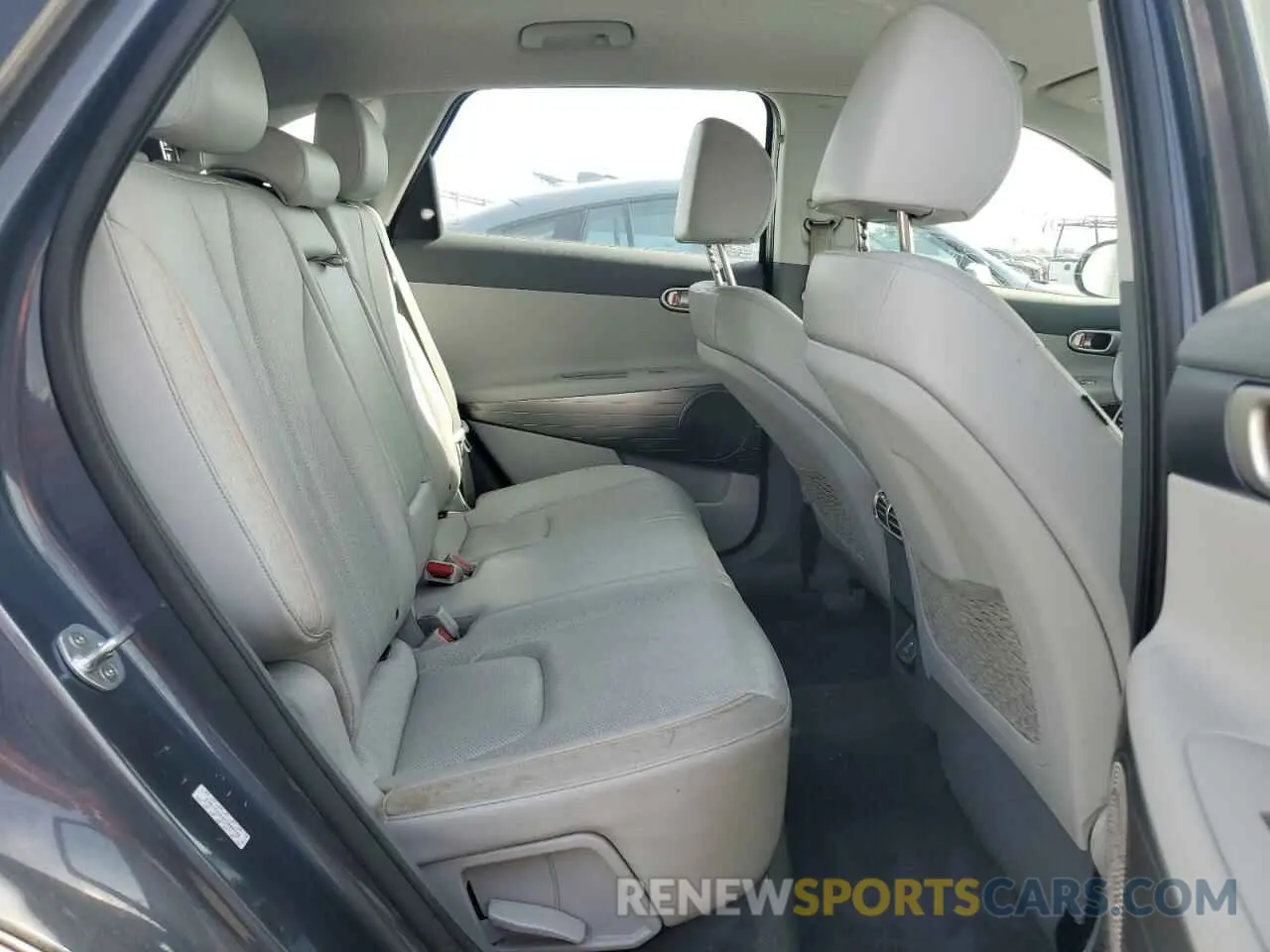 11 Photograph of a damaged car KM8J74A64KU000746 HYUNDAI NEXO 2019
