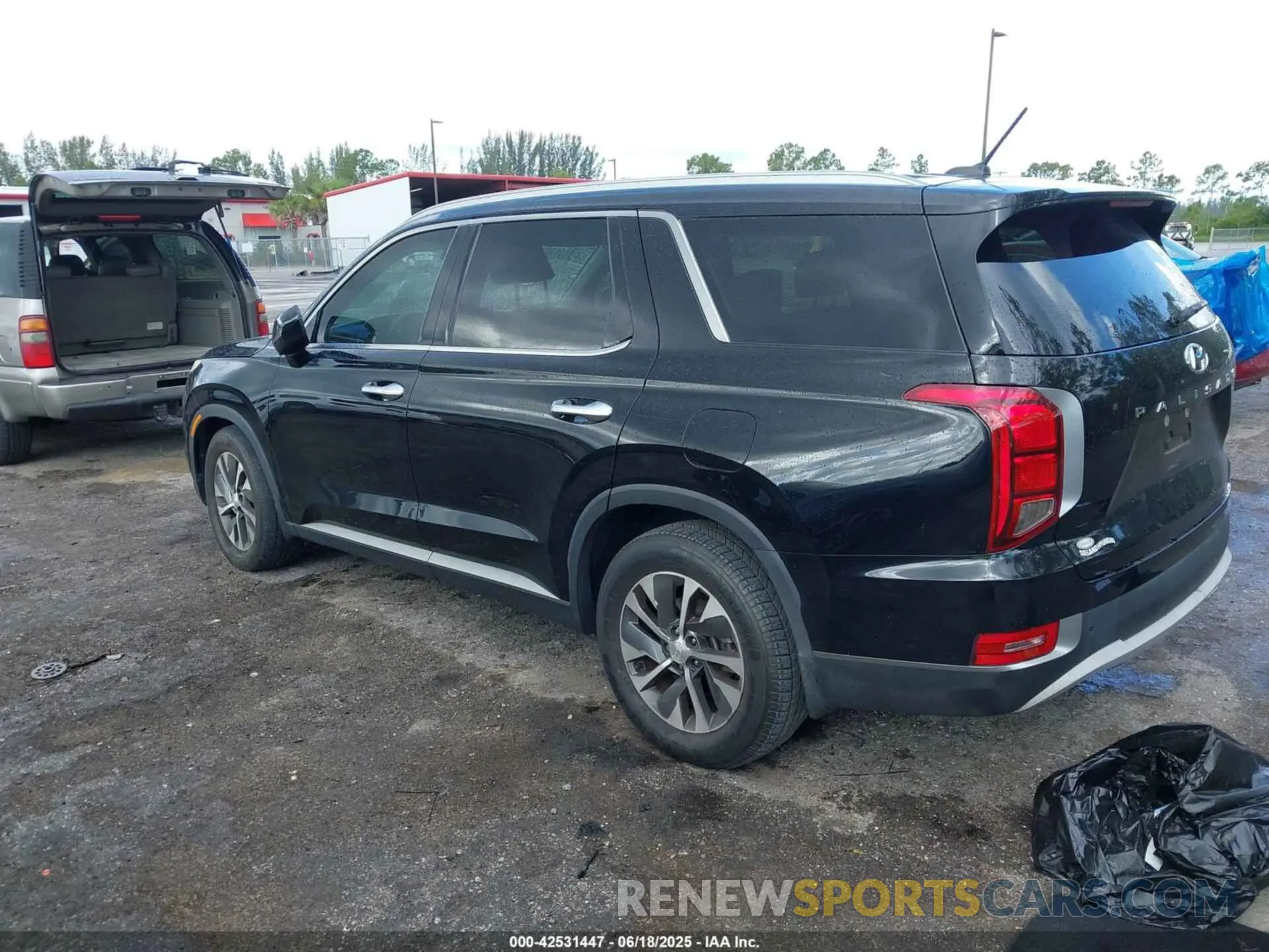 3 Photograph of a damaged car KM8R24HEXLU090761 HYUNDAI PALISADE 2020