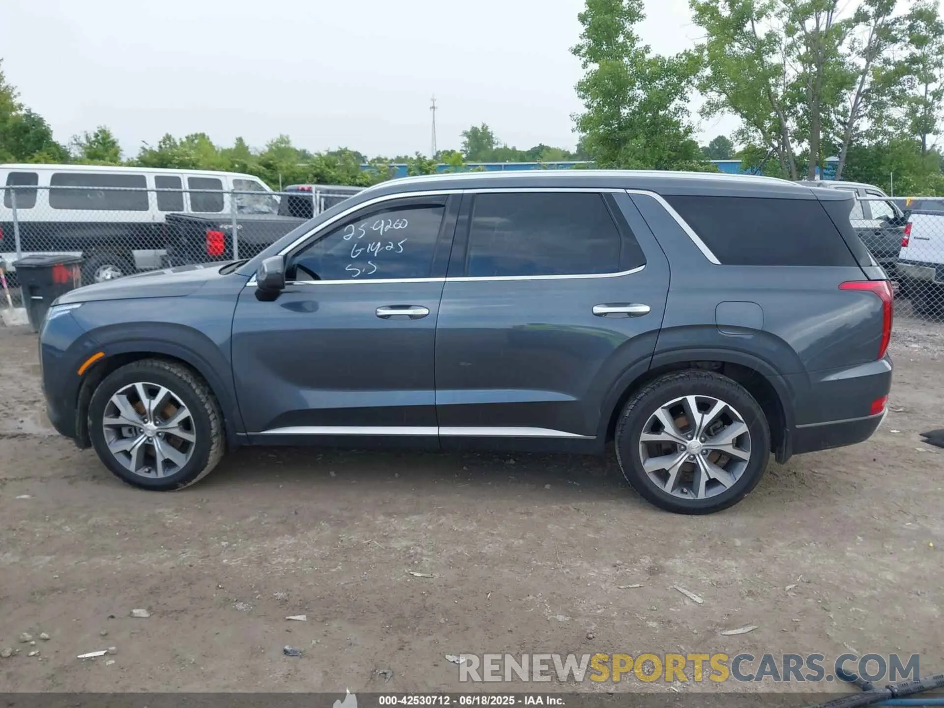 14 Photograph of a damaged car KM8R4DHE6LU096390 HYUNDAI PALISADE 2020