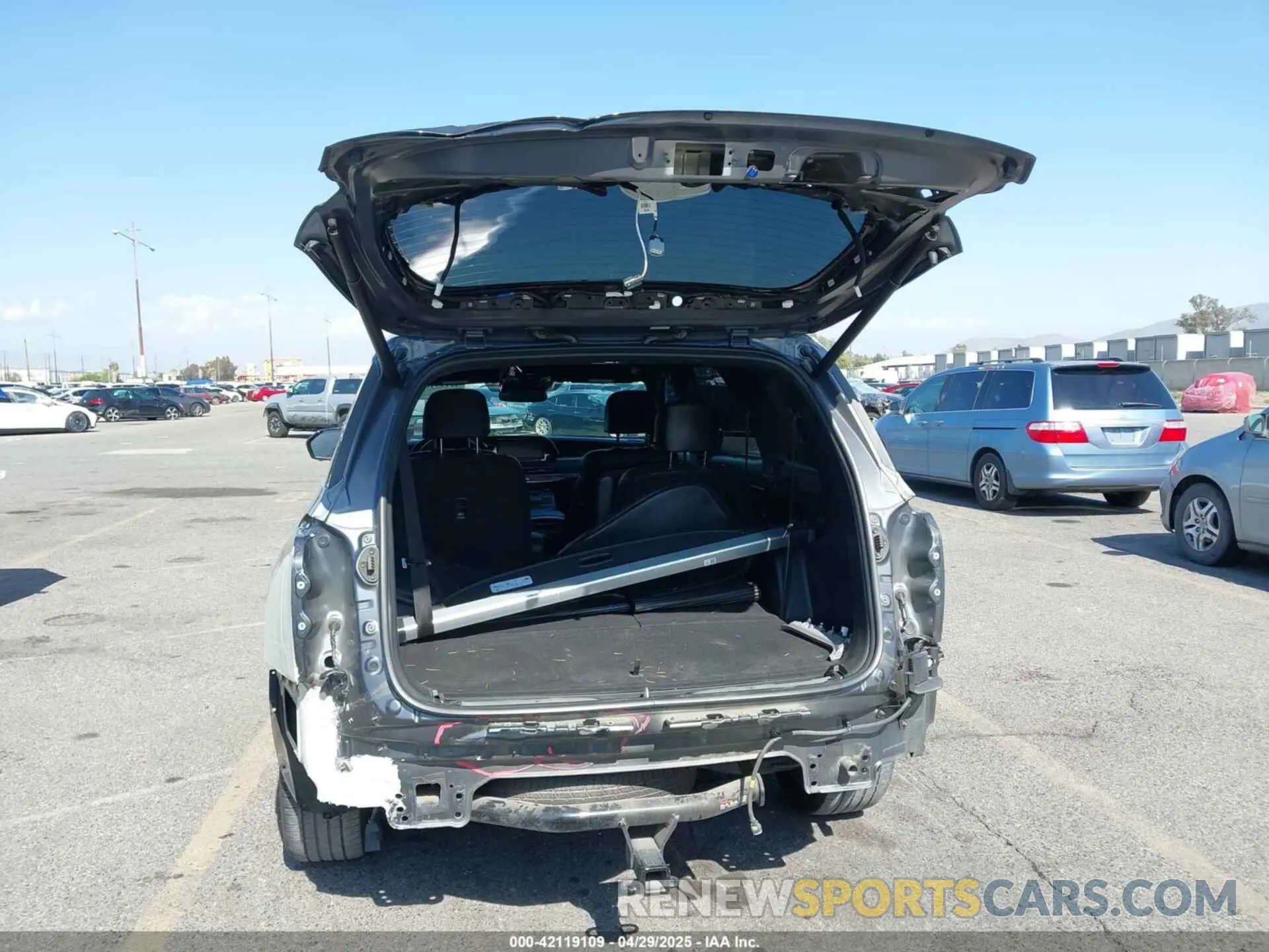 17 Photograph of a damaged car KM8R54HE9LU167434 HYUNDAI PALISADE 2020