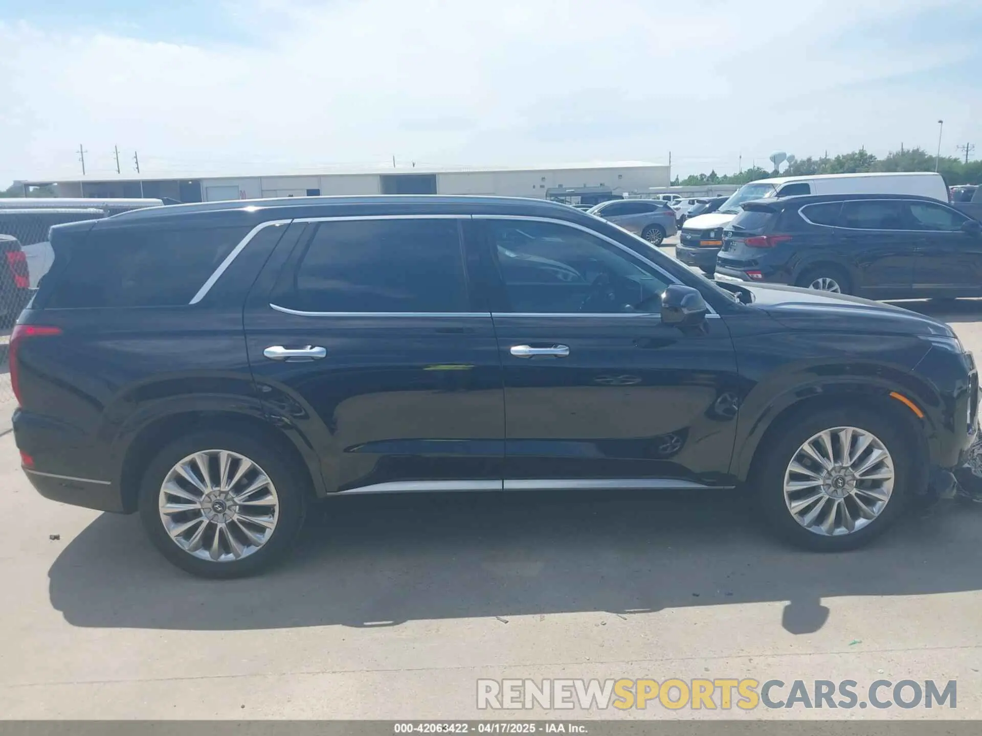 13 Photograph of a damaged car KM8R54HEXLU045374 HYUNDAI PALISADE 2020