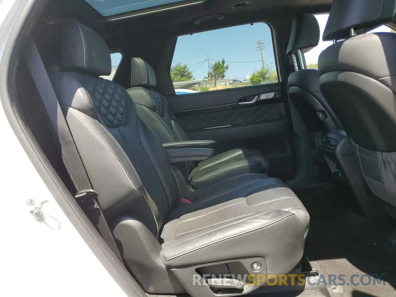 11 Photograph of a damaged car KM8R5DHE0LU097032 HYUNDAI PALISADE 2020