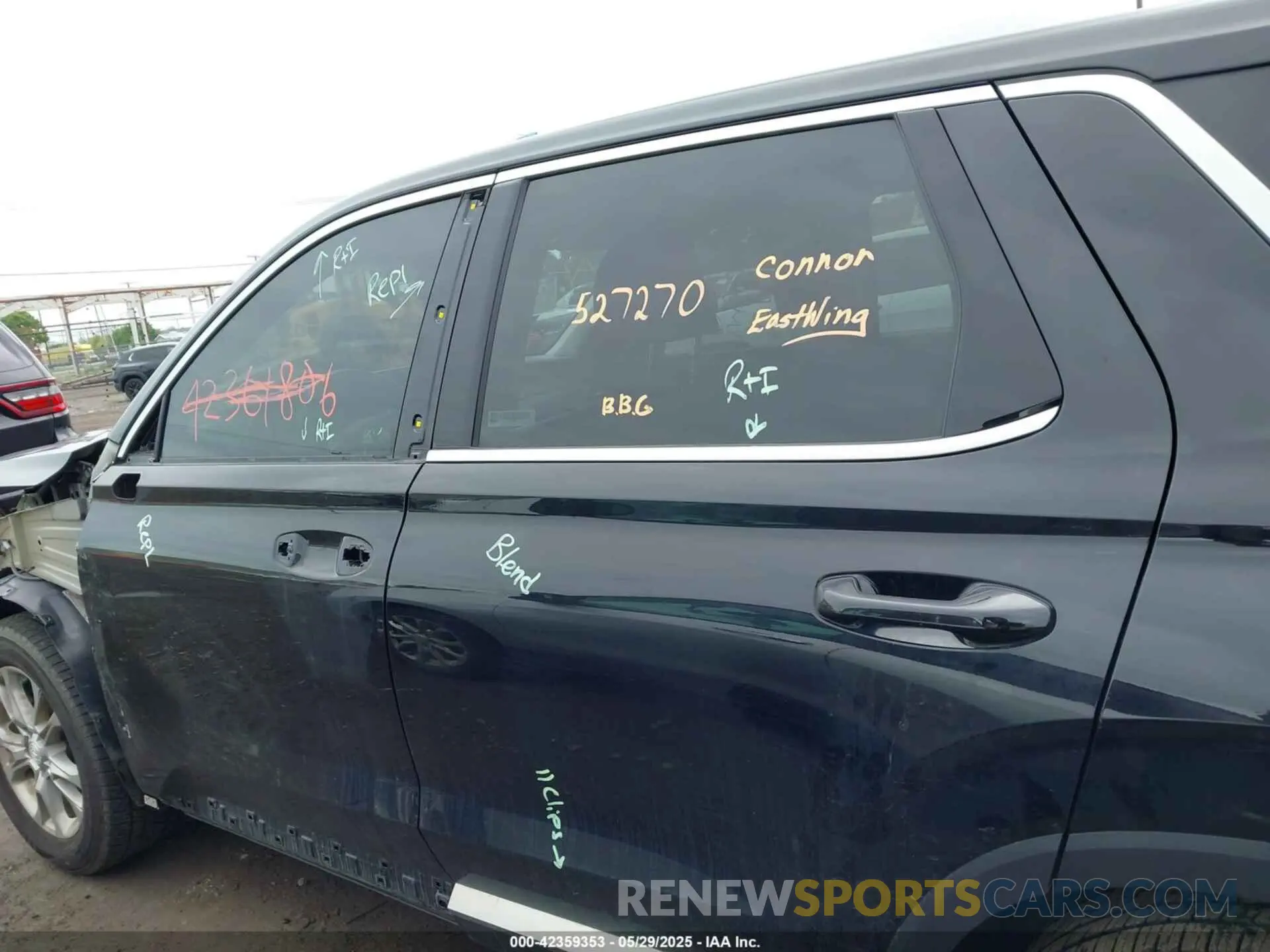 14 Photograph of a damaged car KM8R1DHE2MU213263 HYUNDAI PALISADE 2021