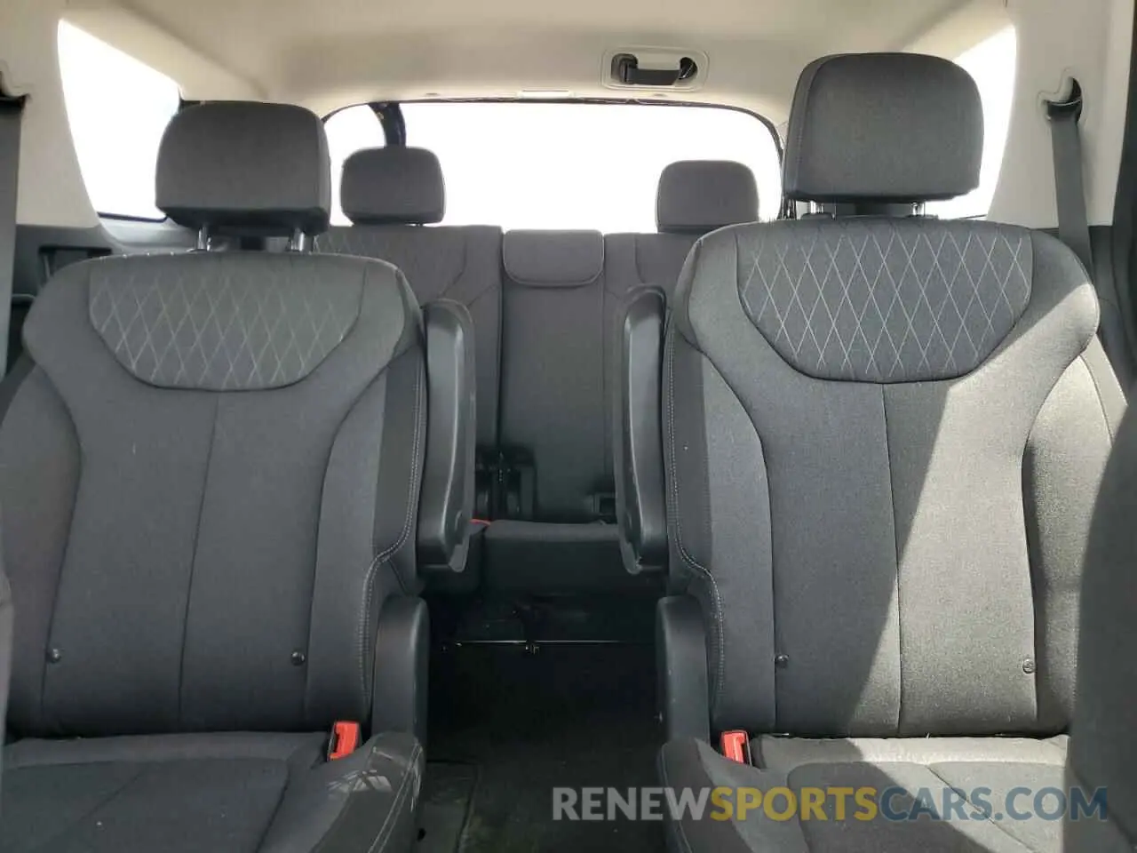 10 Photograph of a damaged car KM8R24HE0MU296849 HYUNDAI PALISADE 2021