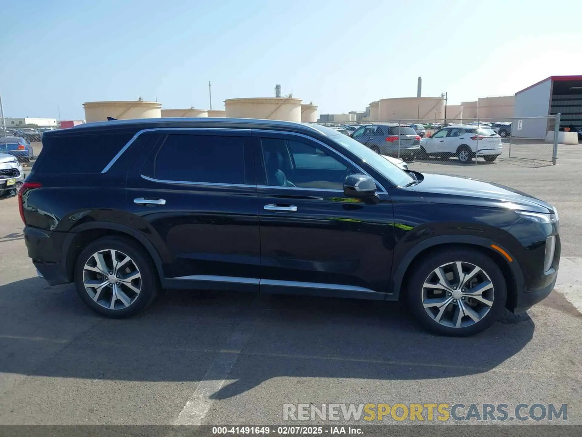 13 Photograph of a damaged car KM8R44HE1MU235276 HYUNDAI PALISADE 2021