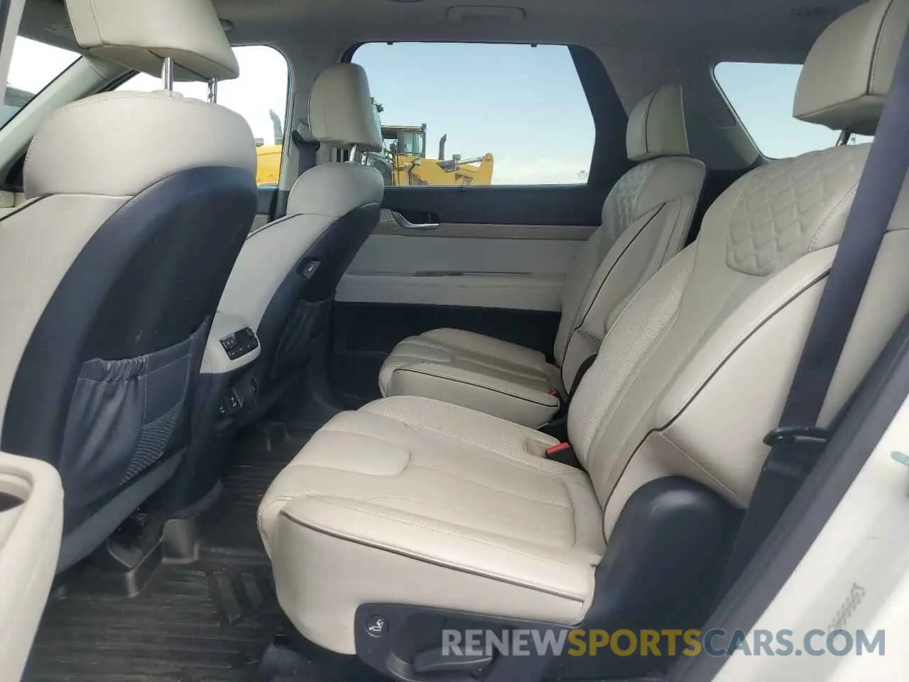 11 Photograph of a damaged car KM8R5DHE2MU216734 HYUNDAI PALISADE 2021