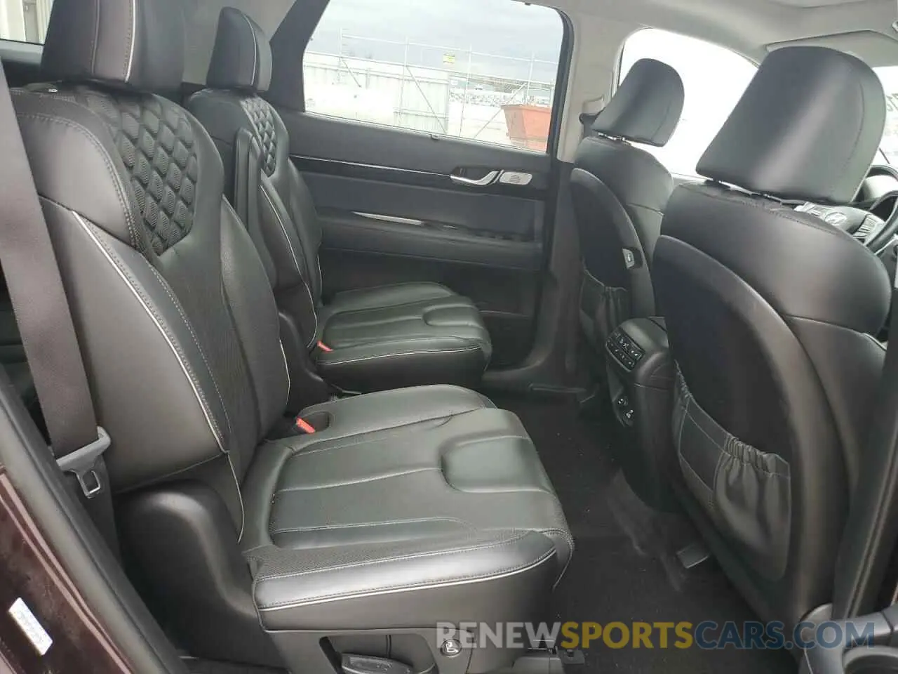 11 Photograph of a damaged car KM8R5DHE5MU189707 HYUNDAI PALISADE 2021