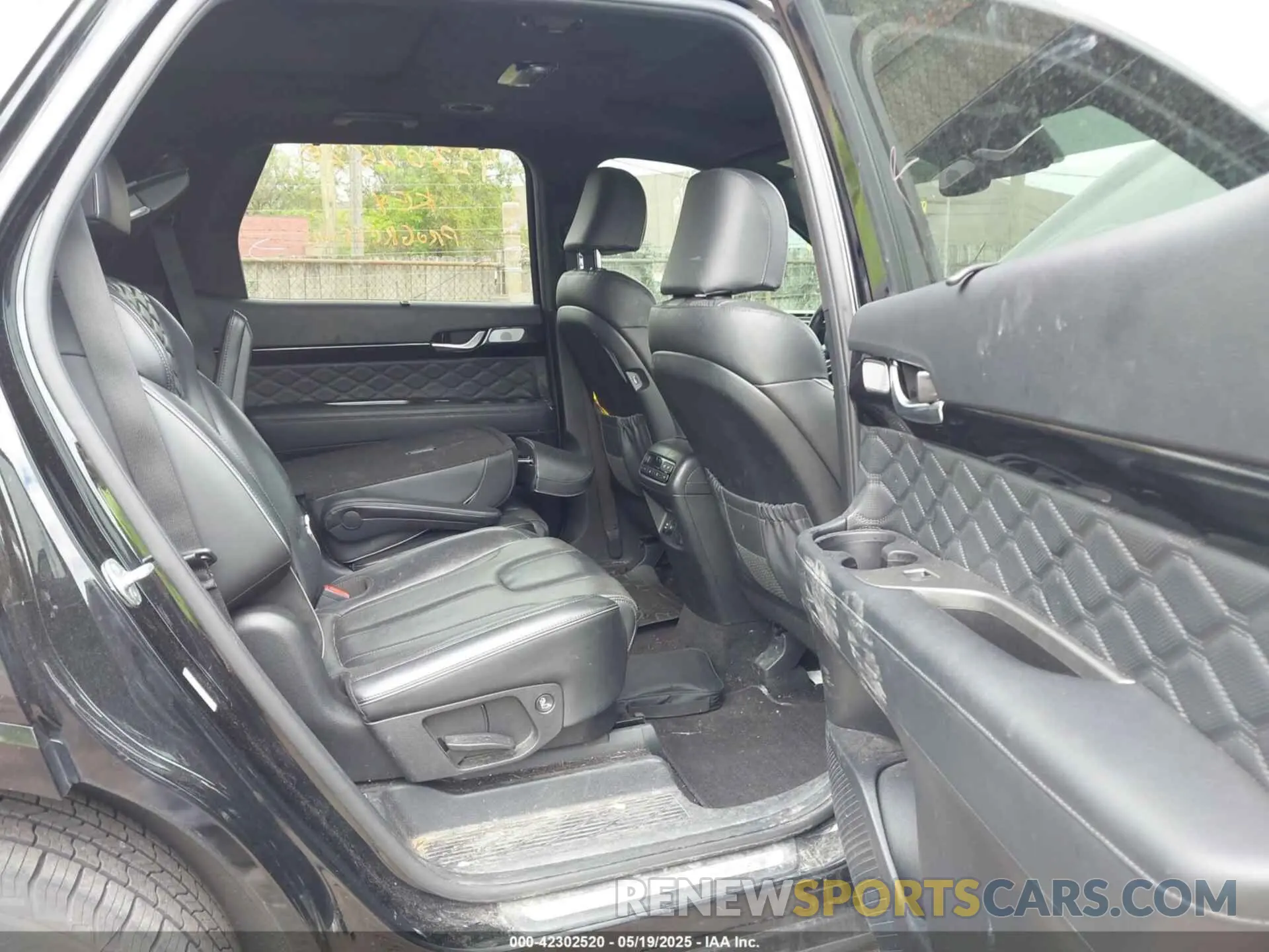 8 Photograph of a damaged car KM8R7DHE9MU246808 HYUNDAI PALISADE 2021