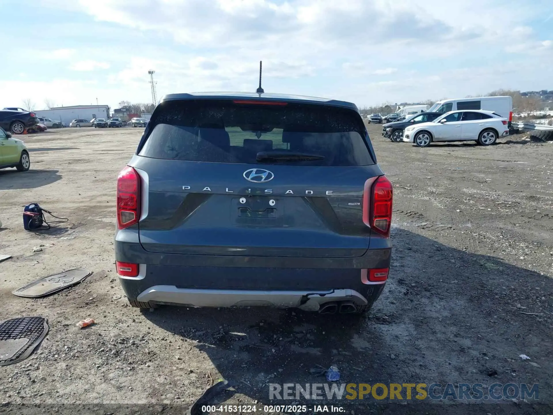 17 Photograph of a damaged car KM8R1DHE3NU449230 HYUNDAI PALISADE 2022