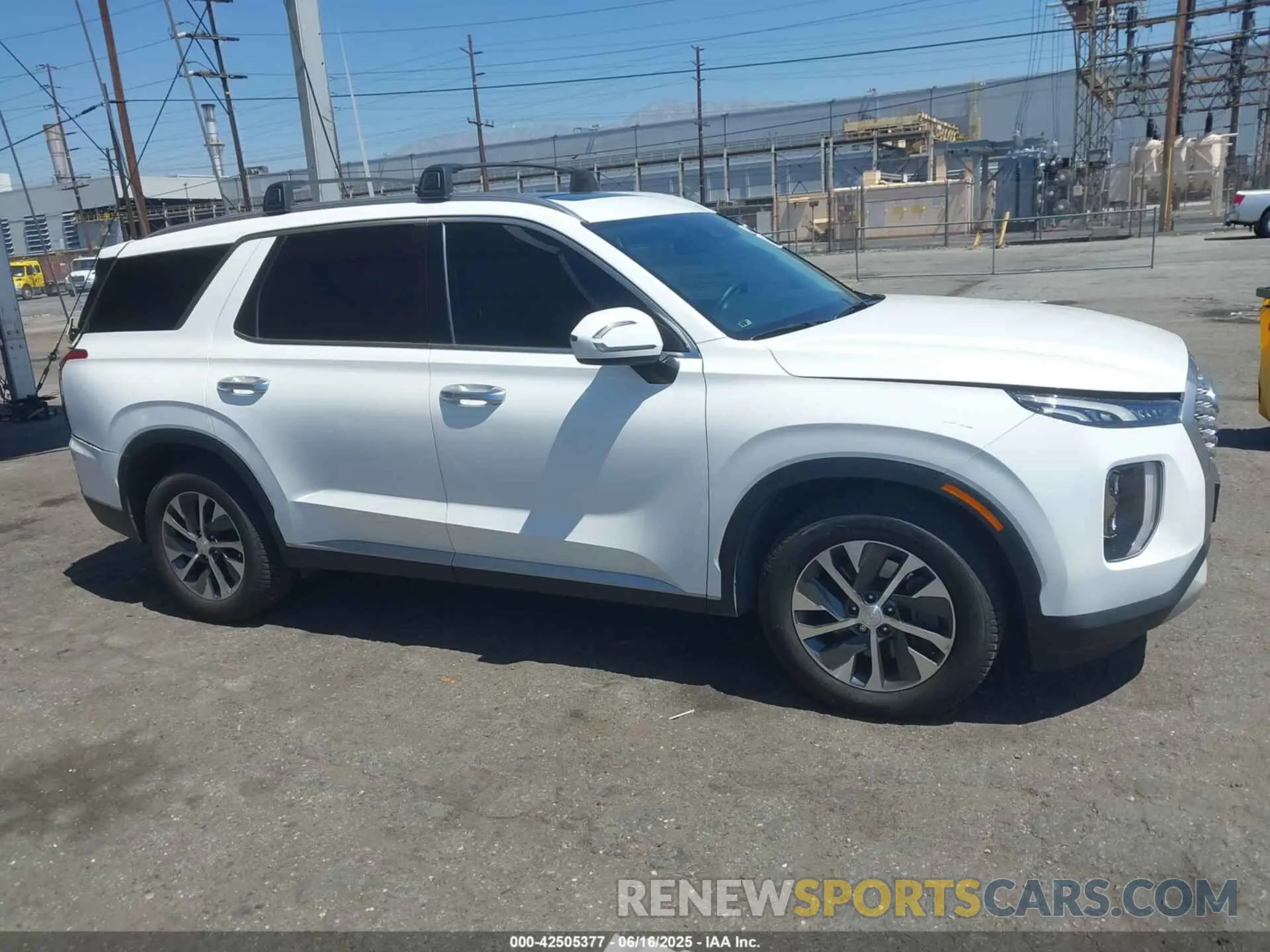 13 Photograph of a damaged car KM8R24HE5NU378898 HYUNDAI PALISADE 2022