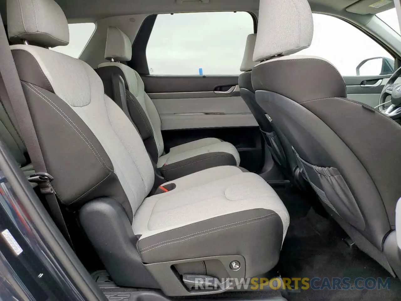 11 Photograph of a damaged car KM8R34HE4NU429501 HYUNDAI PALISADE 2022