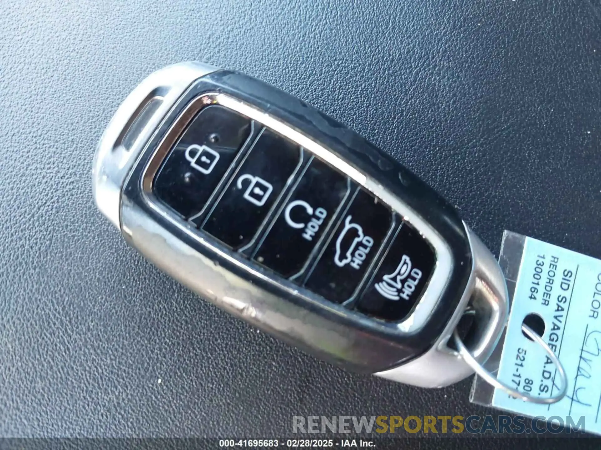 11 Photograph of a damaged car KM8R3DHE2NU358654 HYUNDAI PALISADE 2022