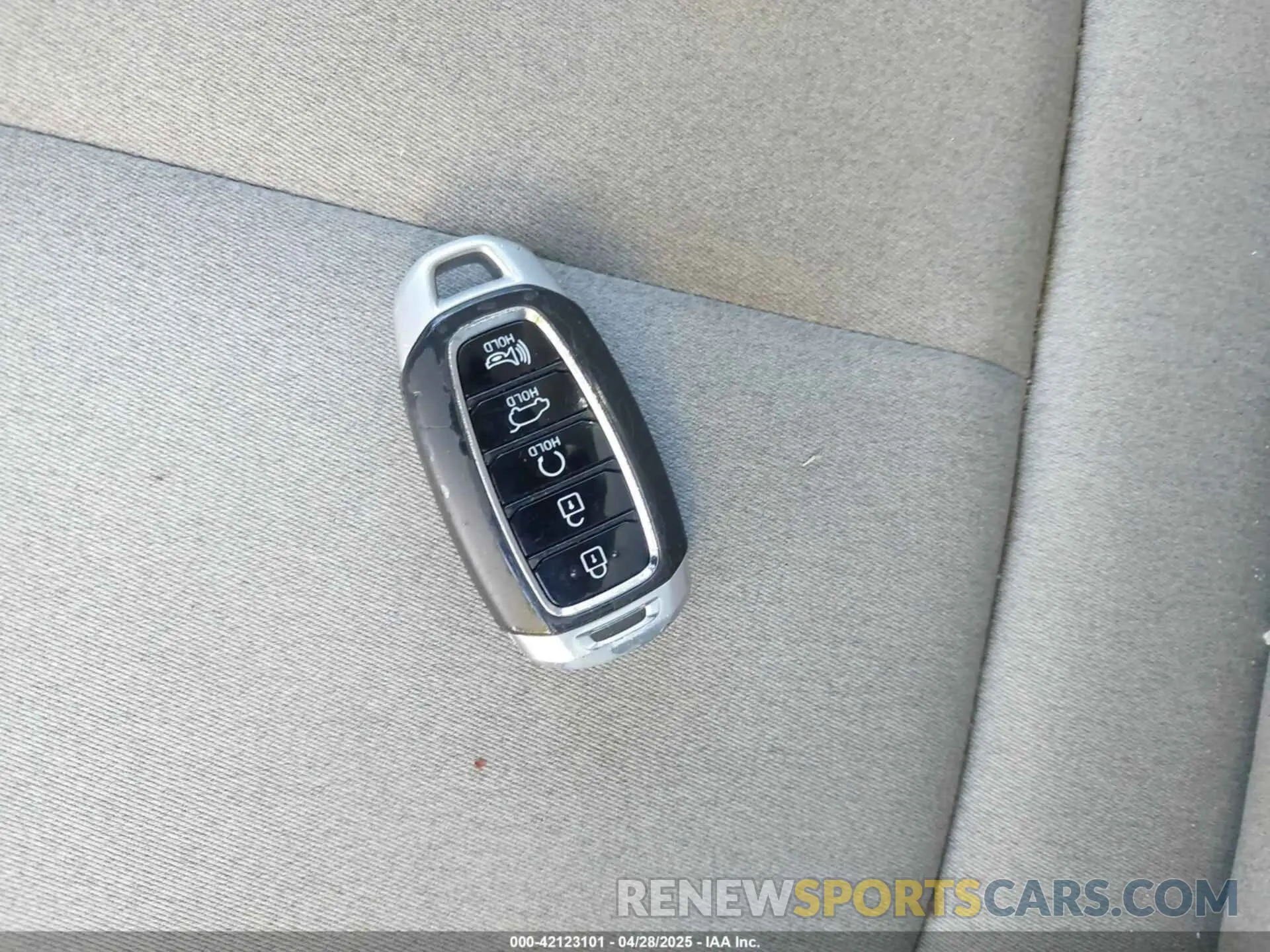 11 Photograph of a damaged car KM8R3DHE3NU362227 HYUNDAI PALISADE 2022