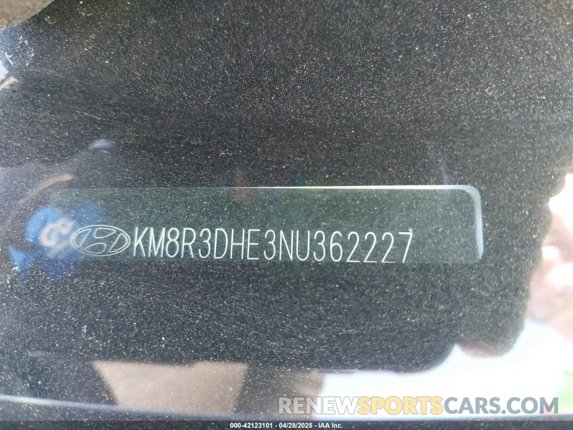 17 Photograph of a damaged car KM8R3DHE3NU362227 HYUNDAI PALISADE 2022