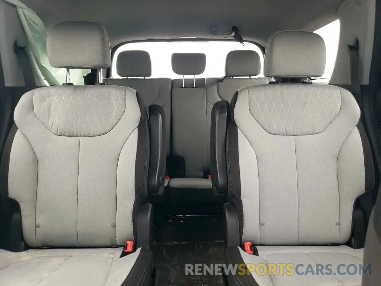 10 Photograph of a damaged car KM8R3DHE7NU402292 HYUNDAI PALISADE 2022