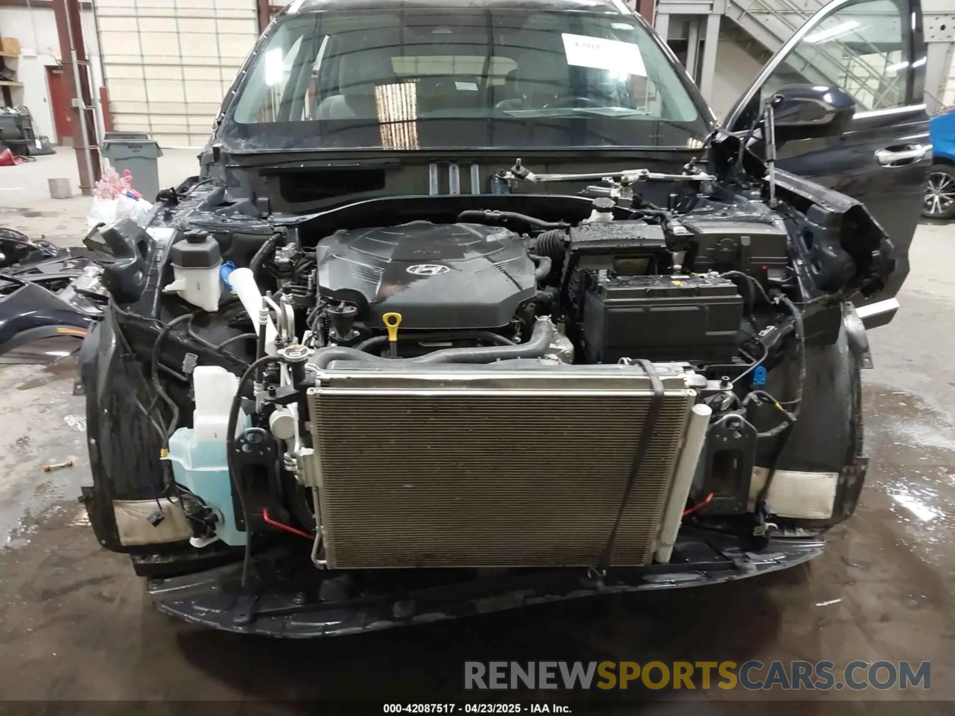 19 Photograph of a damaged car KM8R4DHE7NU374541 HYUNDAI PALISADE 2022