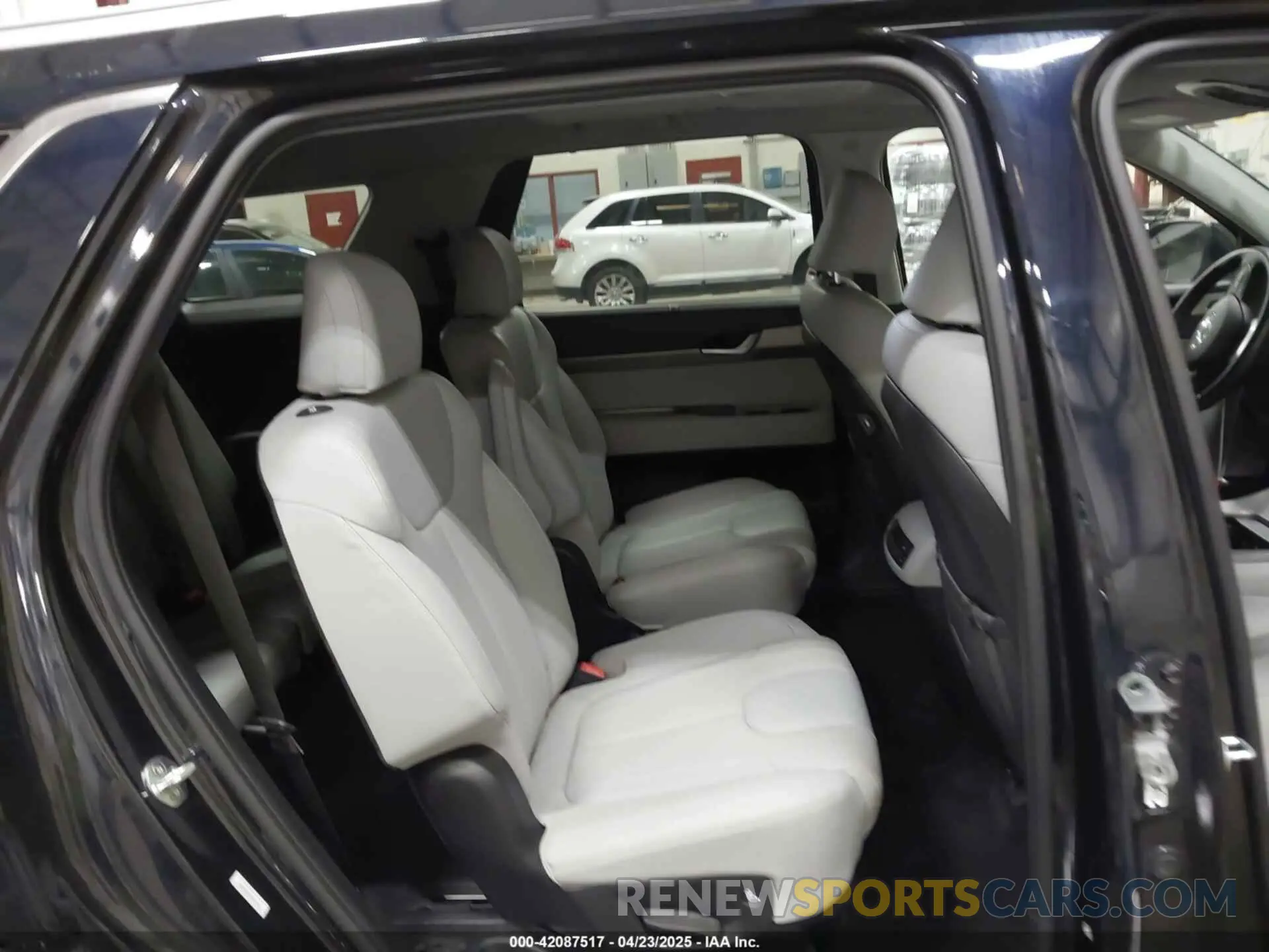 8 Photograph of a damaged car KM8R4DHE7NU374541 HYUNDAI PALISADE 2022