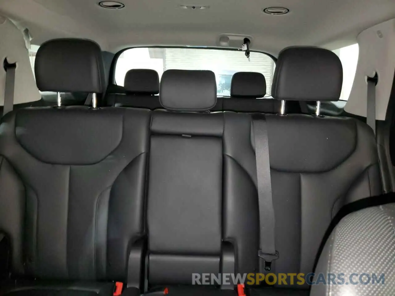 10 Photograph of a damaged car KM8R4DHE8NU436321 HYUNDAI PALISADE 2022
