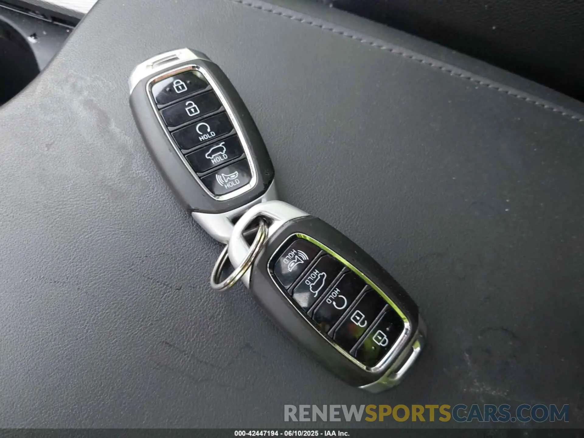 11 Photograph of a damaged car KM8R4DHEXNU353893 HYUNDAI PALISADE 2022