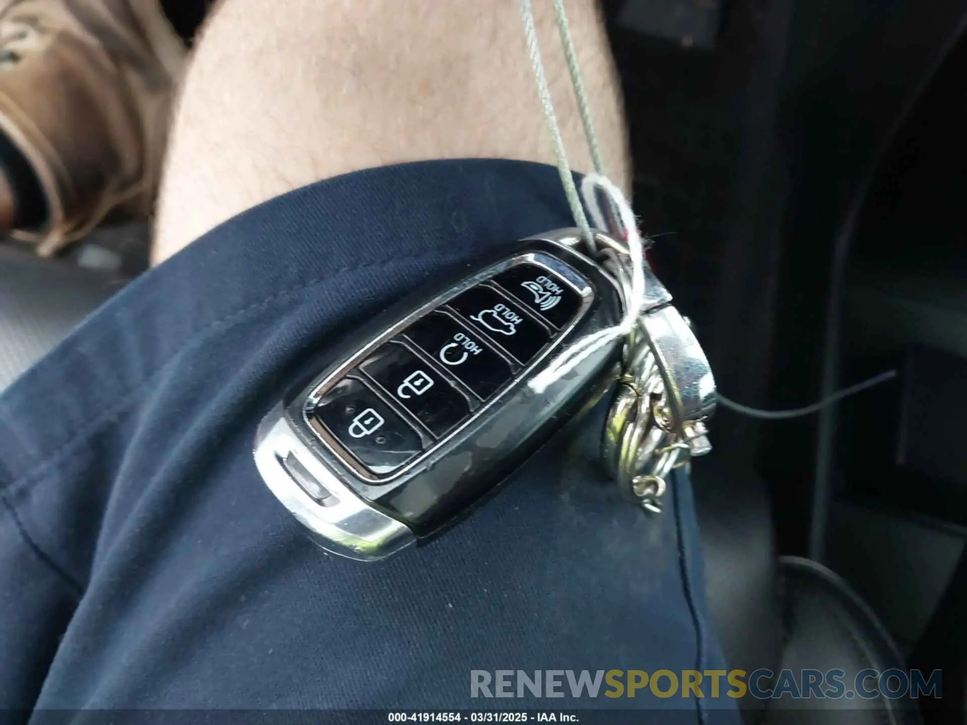 11 Photograph of a damaged car KM8R74HE1NU401191 HYUNDAI PALISADE 2022