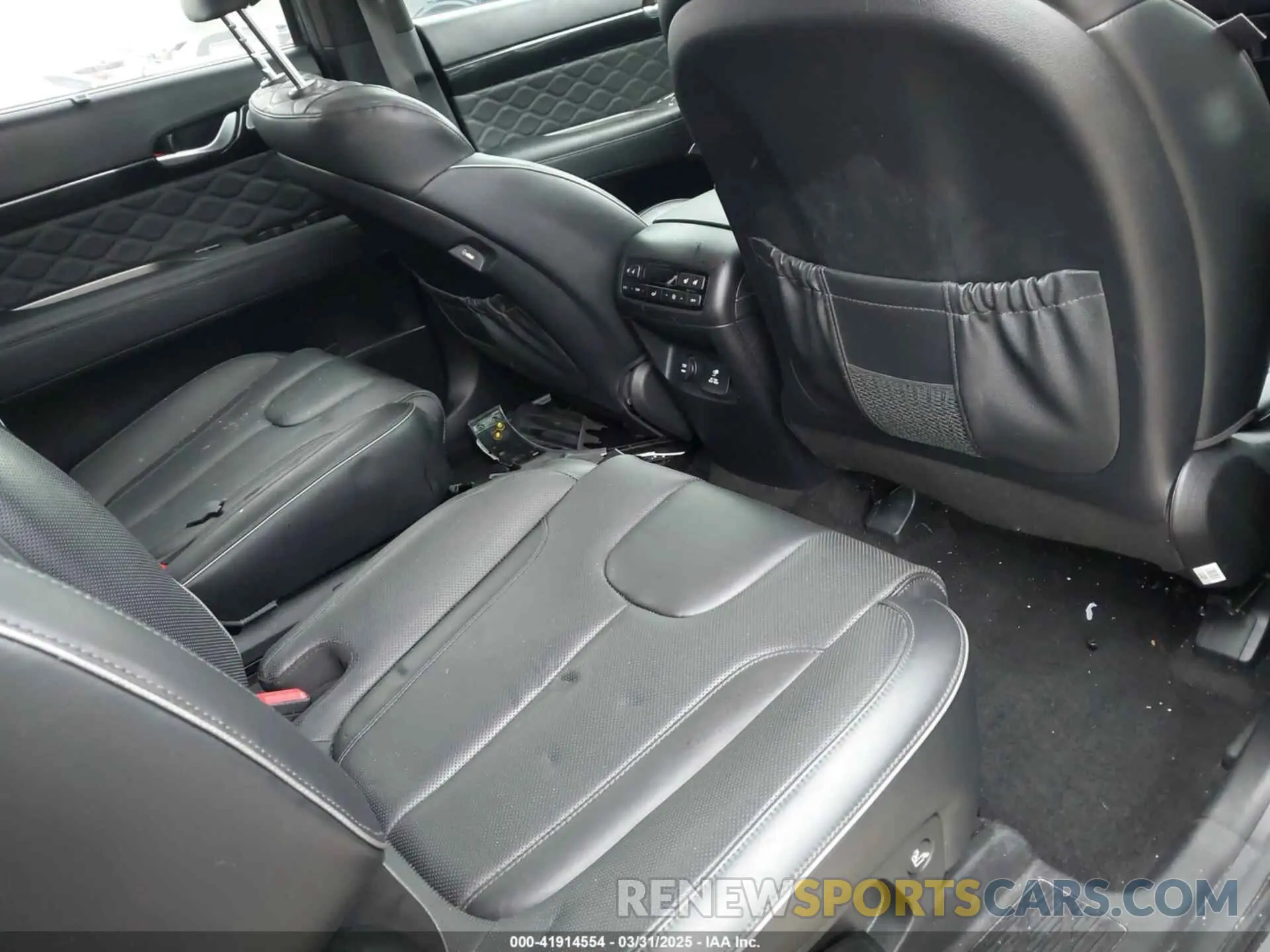 8 Photograph of a damaged car KM8R74HE1NU401191 HYUNDAI PALISADE 2022