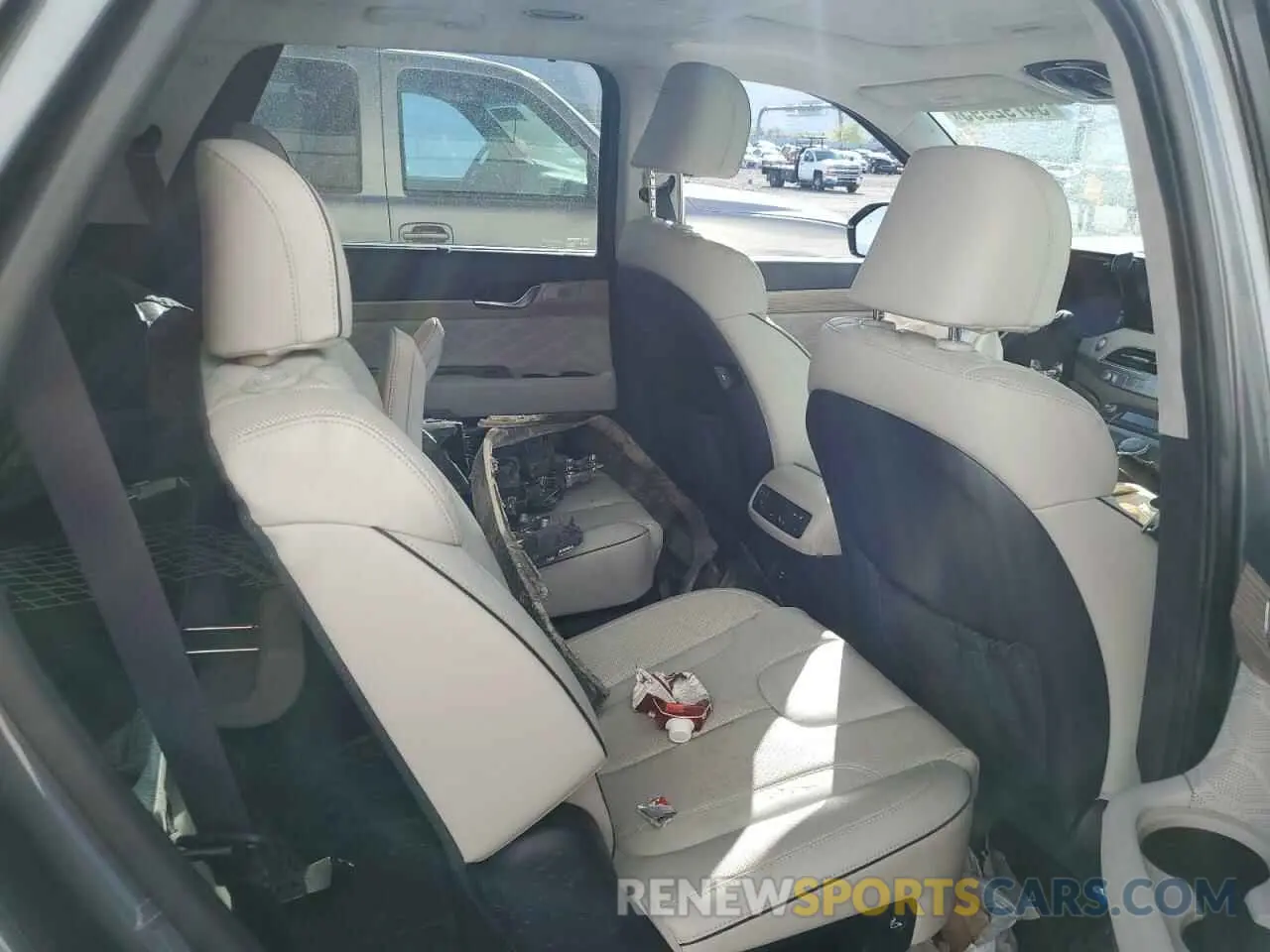 11 Photograph of a damaged car KM8R7DHE1NU336522 HYUNDAI PALISADE 2022