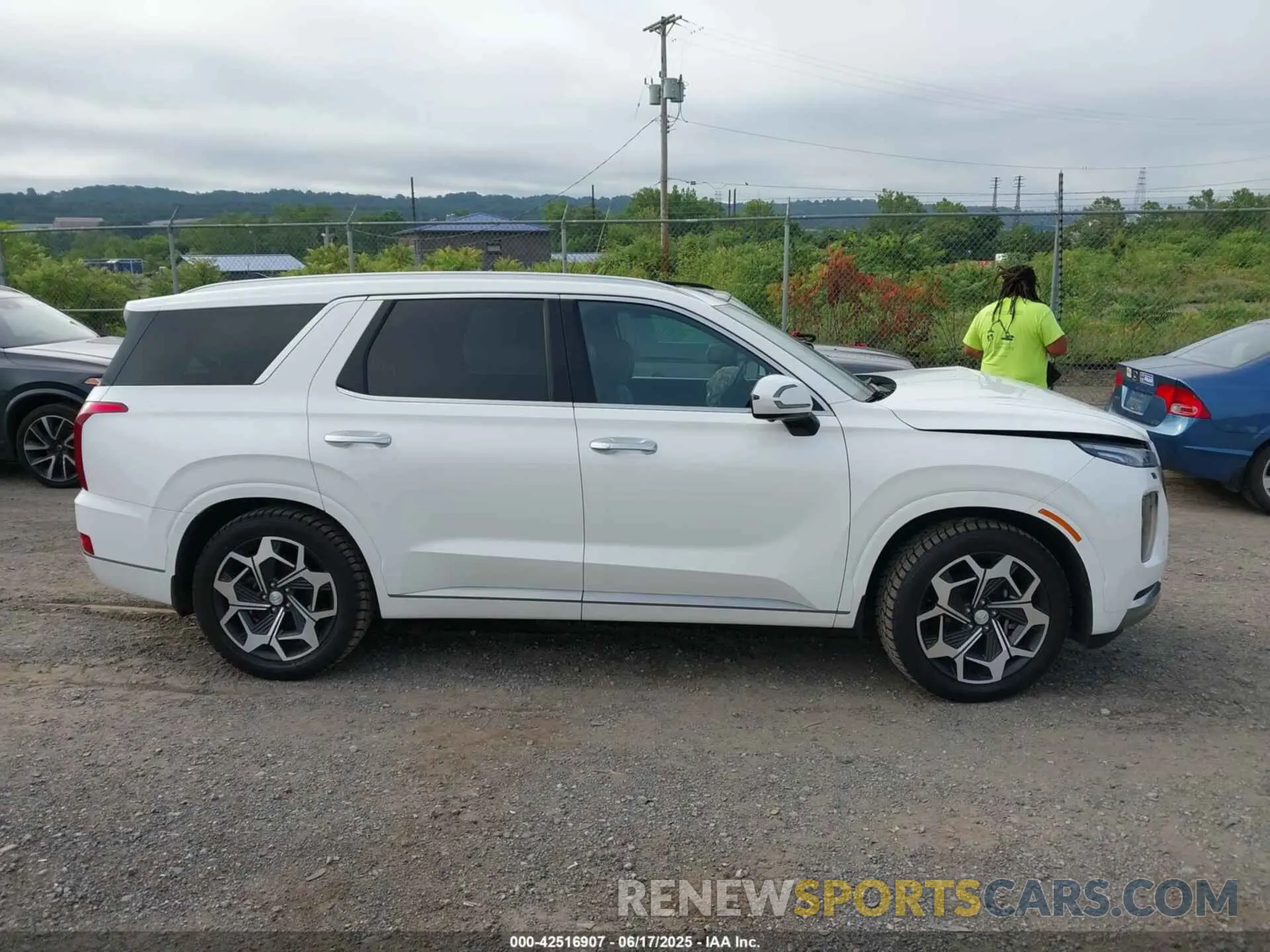 14 Photograph of a damaged car KM8R7DHE7NU397955 HYUNDAI PALISADE 2022