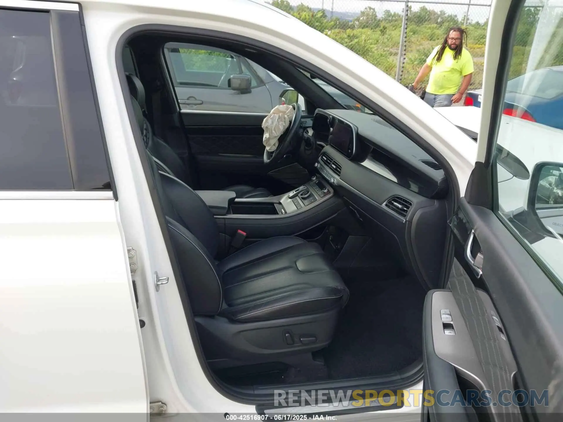 5 Photograph of a damaged car KM8R7DHE7NU397955 HYUNDAI PALISADE 2022