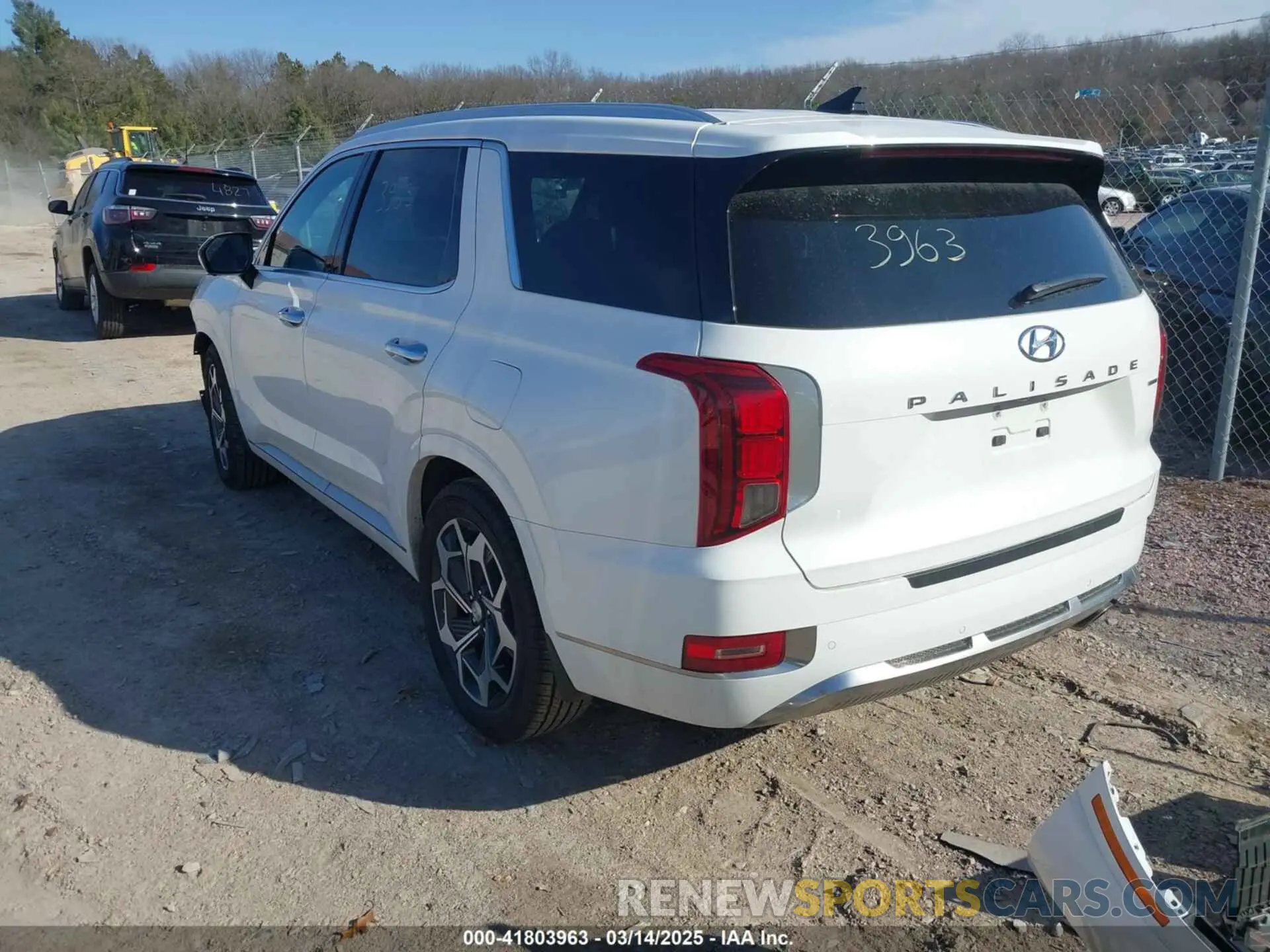 3 Photograph of a damaged car KM8R7DHE8NU429098 HYUNDAI PALISADE 2022