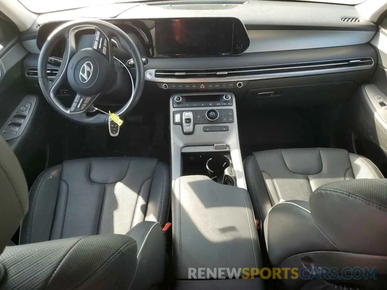8 Photograph of a damaged car KM8R24GE8PU614299 HYUNDAI PALISADE 2023