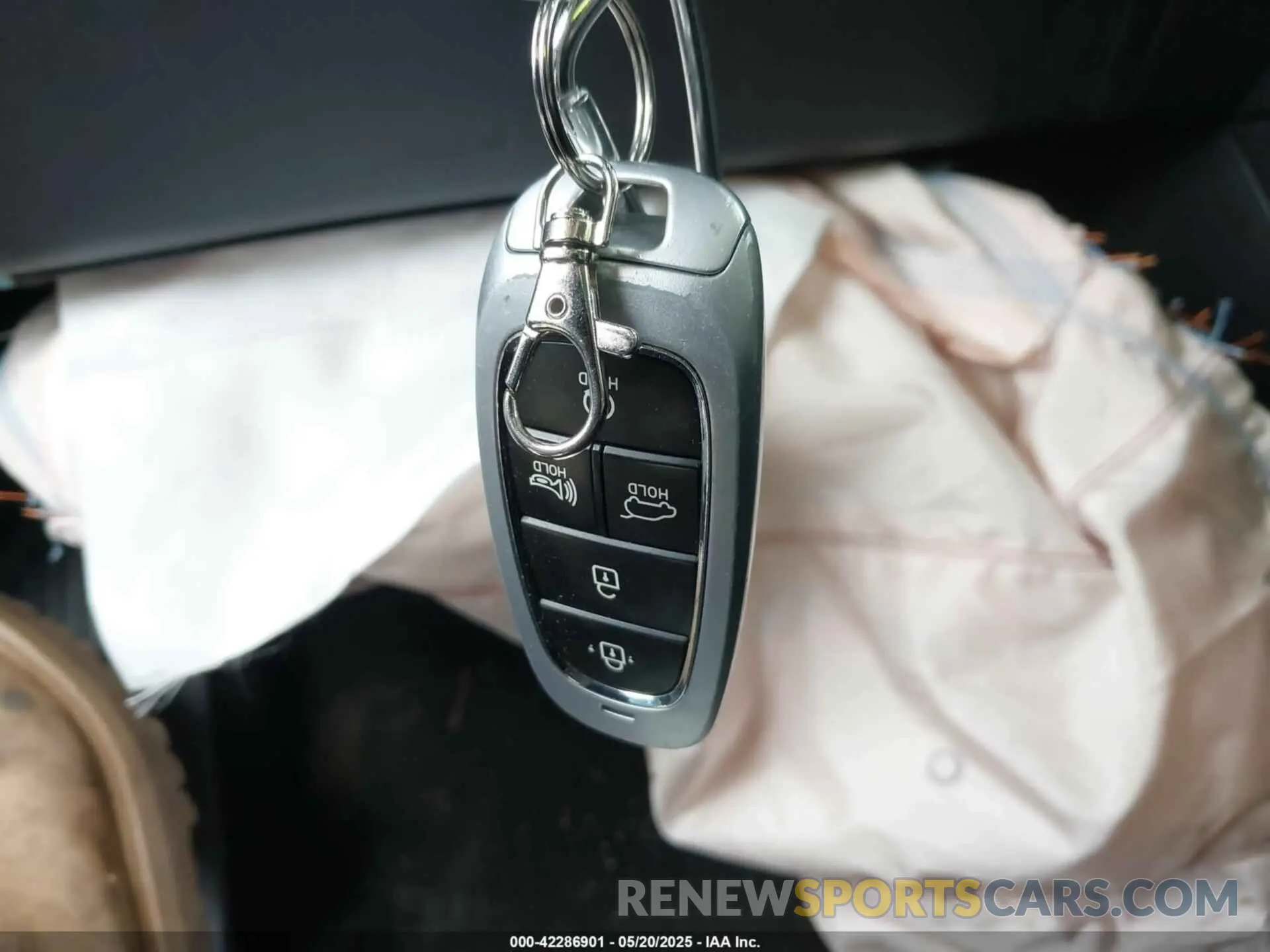 11 Photograph of a damaged car KM8R3DGE4PU576258 HYUNDAI PALISADE 2023