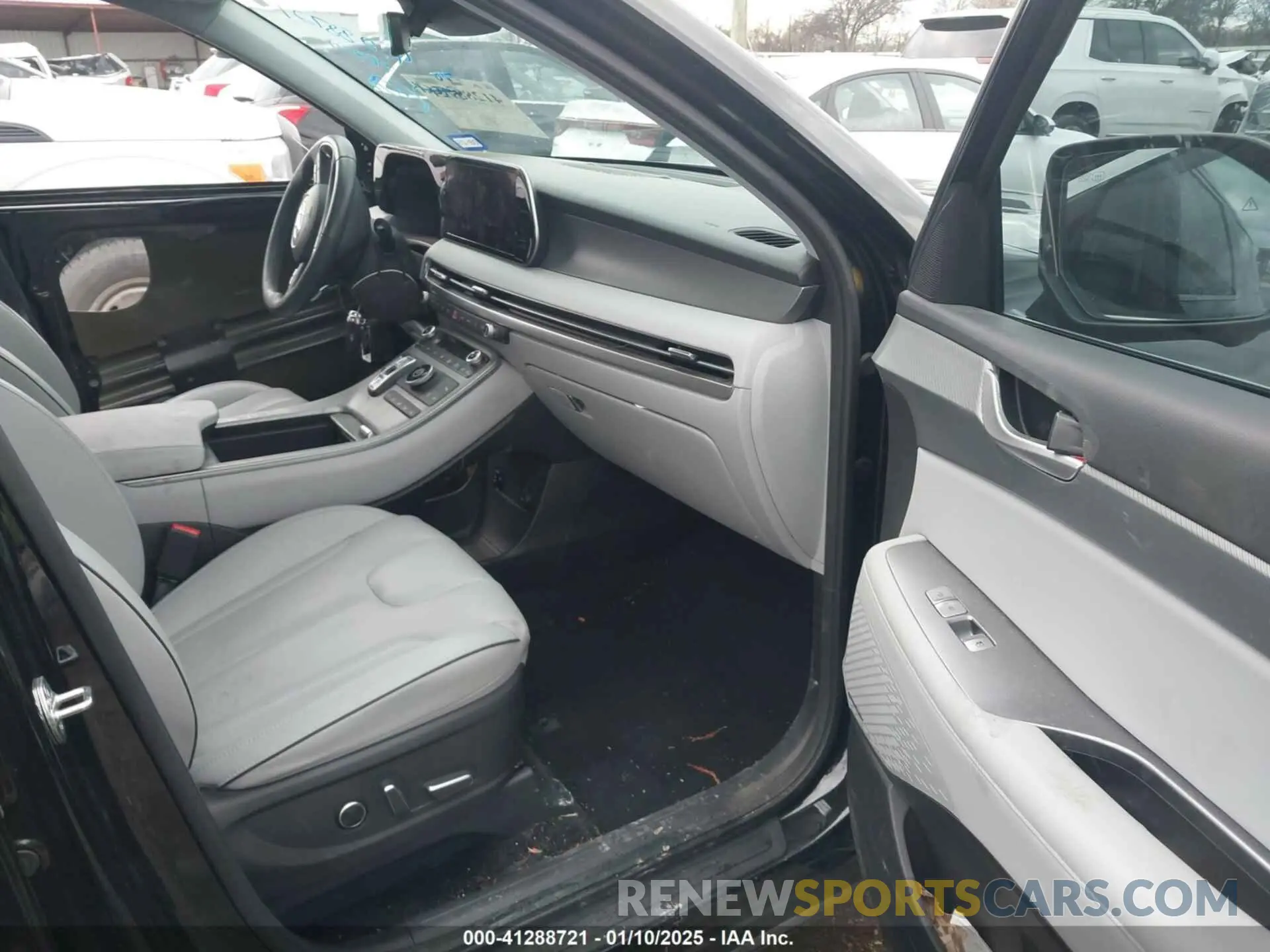 5 Photograph of a damaged car KM8R44GE6PU640295 HYUNDAI PALISADE 2023
