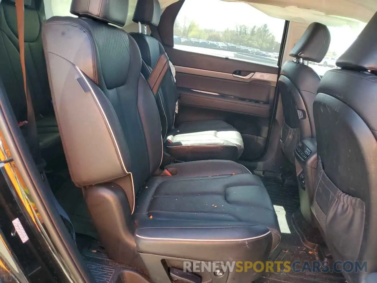 11 Photograph of a damaged car KM8R4DGE1PU527287 HYUNDAI PALISADE 2023