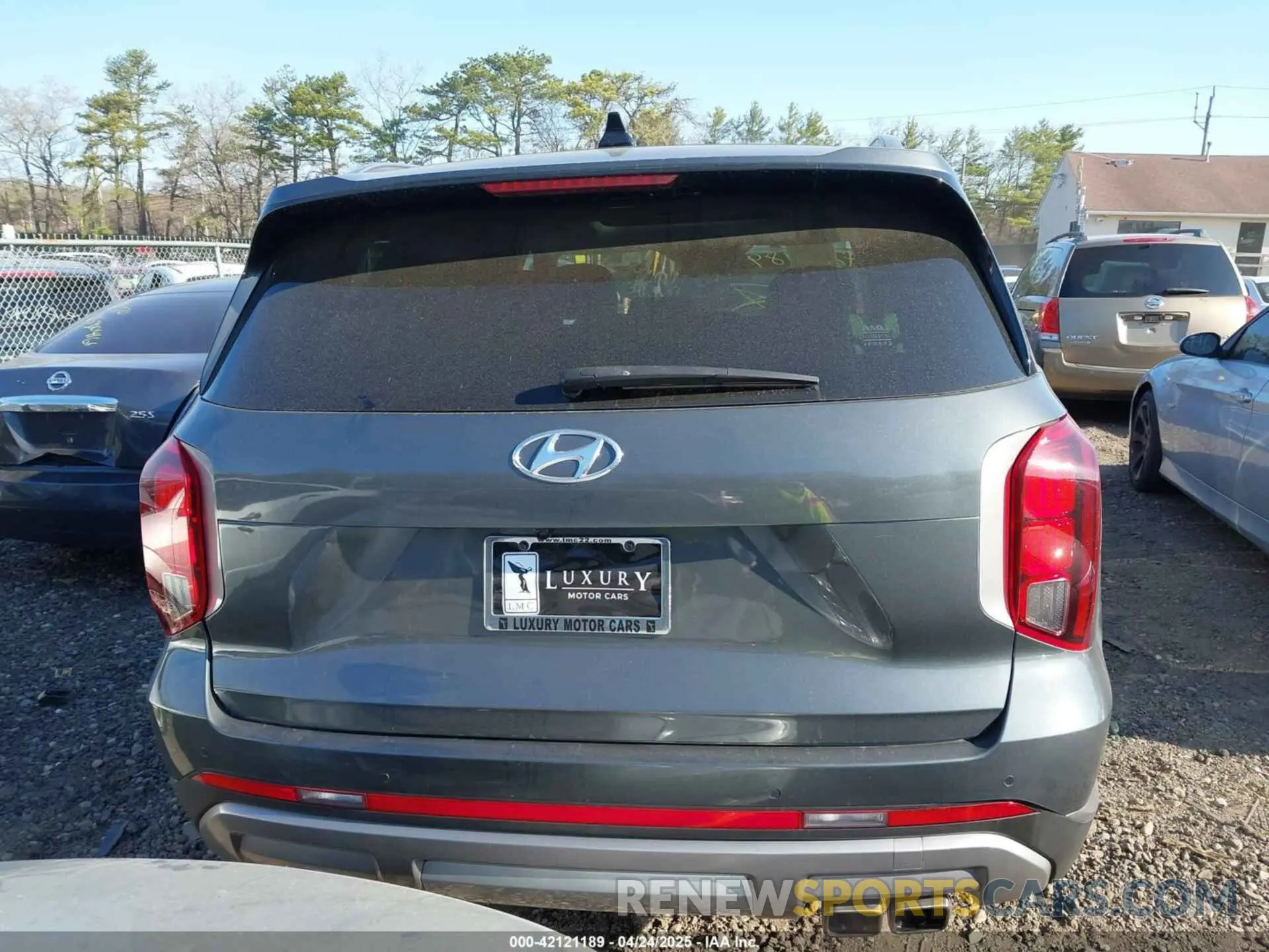 16 Photograph of a damaged car KM8R4DGE8PU564059 HYUNDAI PALISADE 2023