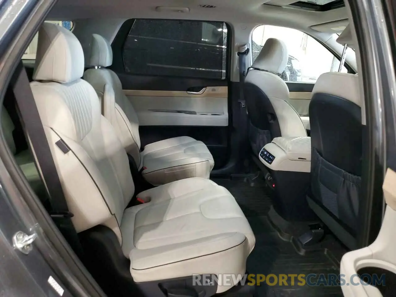 11 Photograph of a damaged car KM8R5DGE8PU498321 HYUNDAI PALISADE 2023