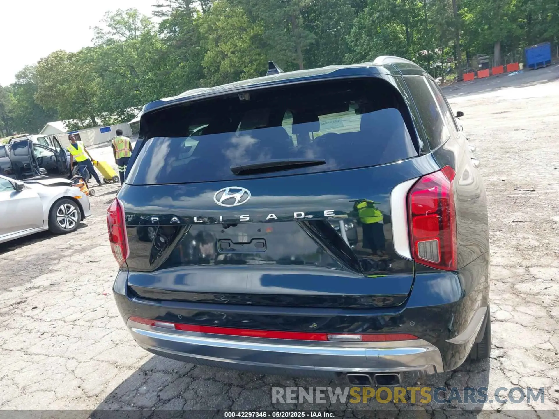 17 Photograph of a damaged car KM8R74GE5PU620210 HYUNDAI PALISADE 2023