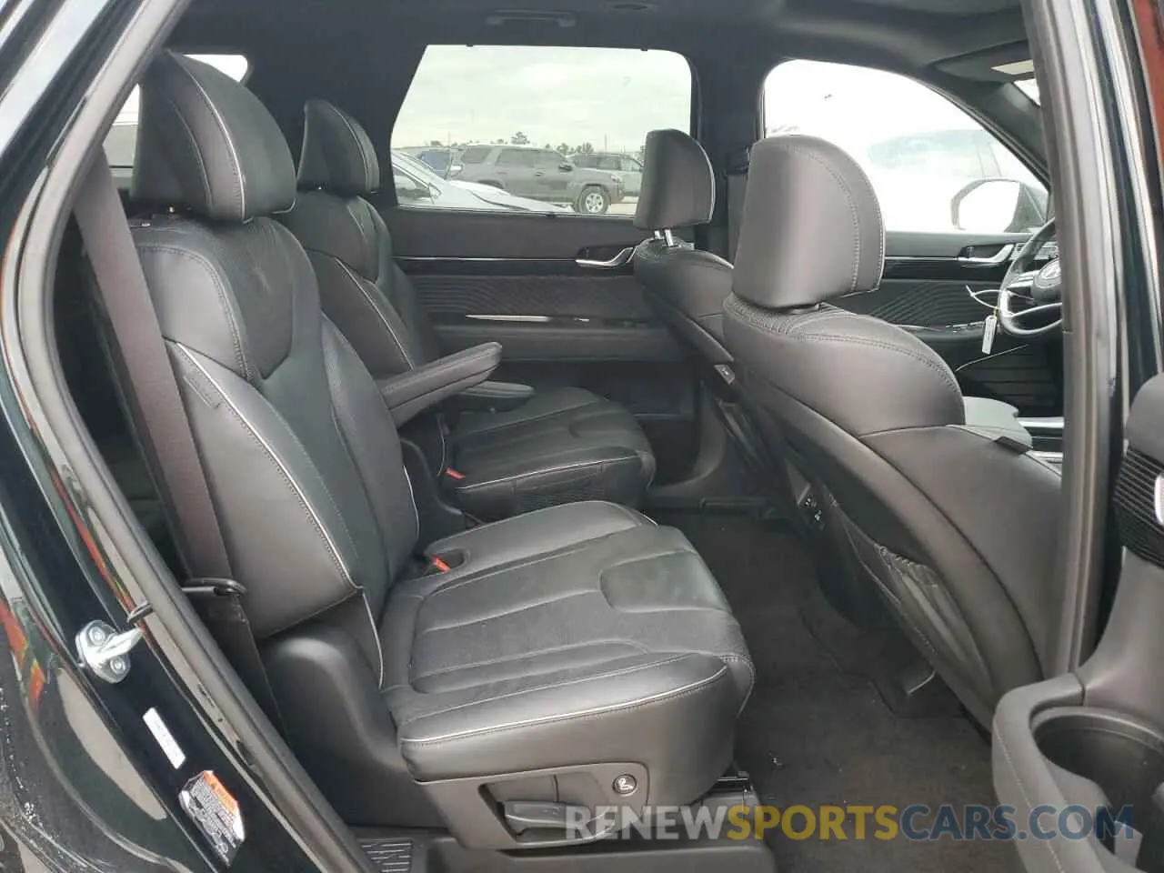 11 Photograph of a damaged car KM8R74GE7PU641494 HYUNDAI PALISADE 2023